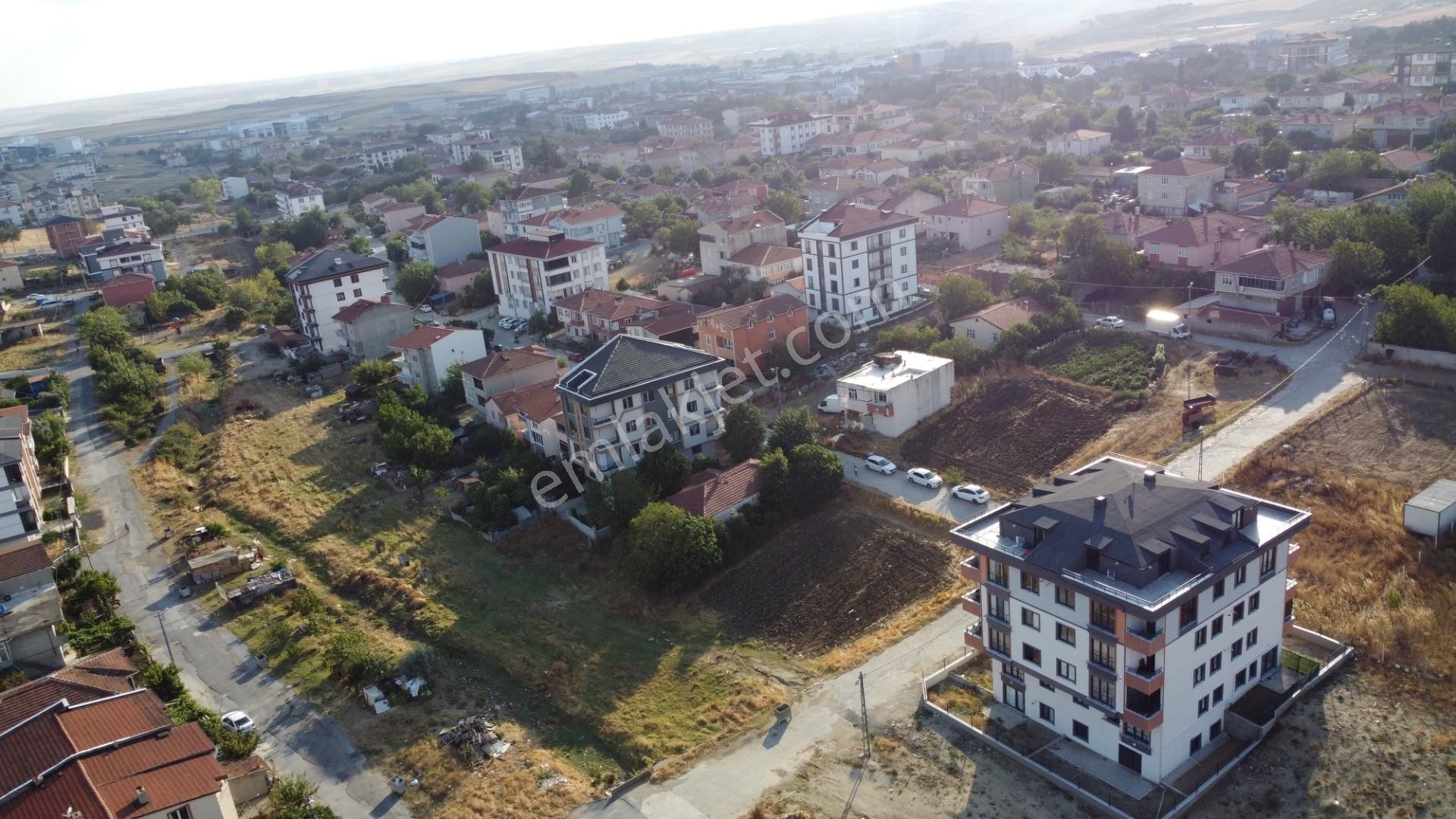 Wisremden Değirmenköy De Çarşıya Yakın, Ara Kat, Güney Cephe, Sıfır 2+1 Daire - Görsel 3