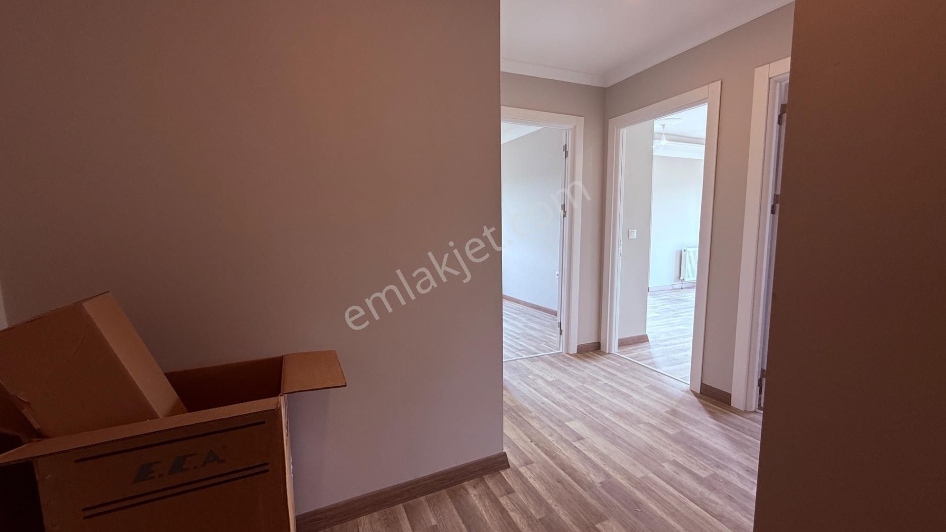 Wisremden Değirmenköy De Çarşıya Yakın, Ara Kat, Güney Cephe, Sıfır 2+1 Daire - Görsel 14