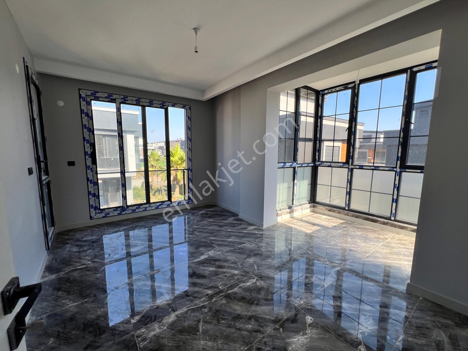 Yetişen Alır!!! Seferihisar Cumhuriyet Mah Tek Müstakil Villa - Görsel 22