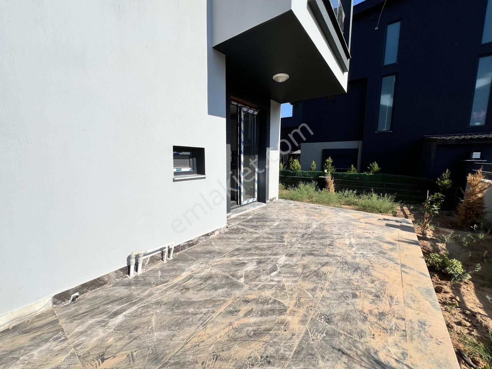 Yetişen Alır!!! Seferihisar Cumhuriyet Mah Tek Müstakil Villa - Görsel 6