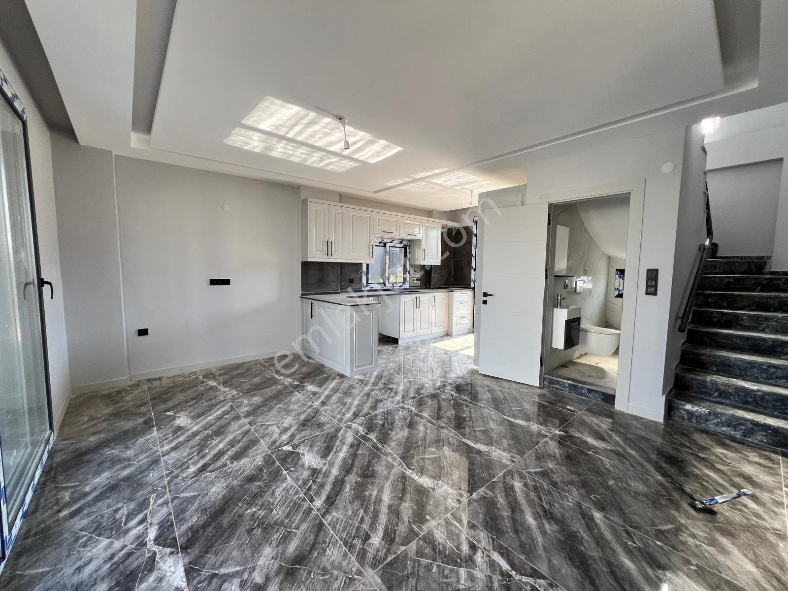 Yetişen Alır!!! Seferihisar Cumhuriyet Mah Tek Müstakil Villa - Görsel 11