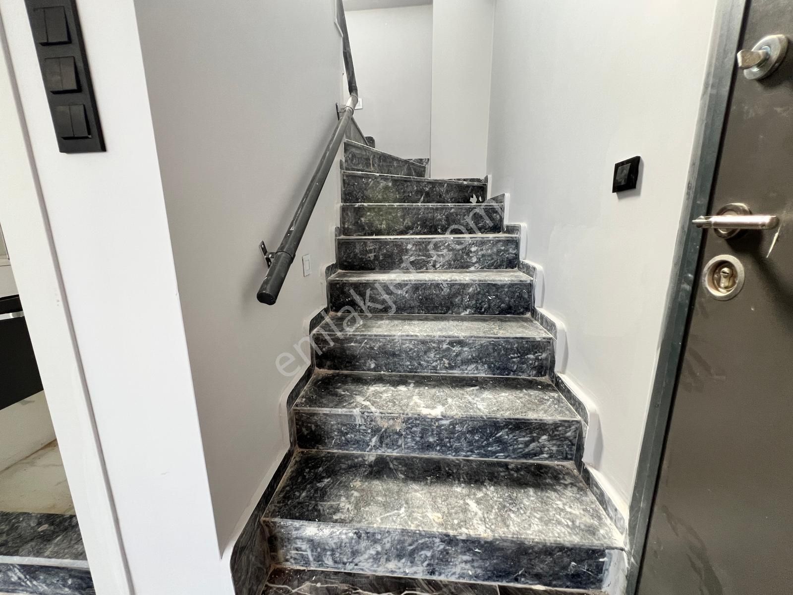 Yetişen Alır!!! Seferihisar Cumhuriyet Mah Tek Müstakil Villa - Görsel 29