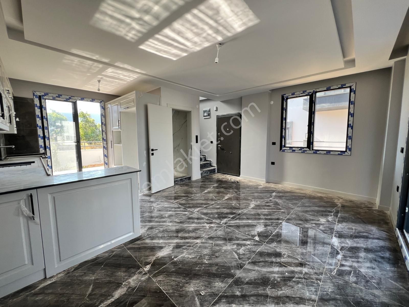 Yetişen Alır!!! Seferihisar Cumhuriyet Mah Tek Müstakil Villa - Görsel 9