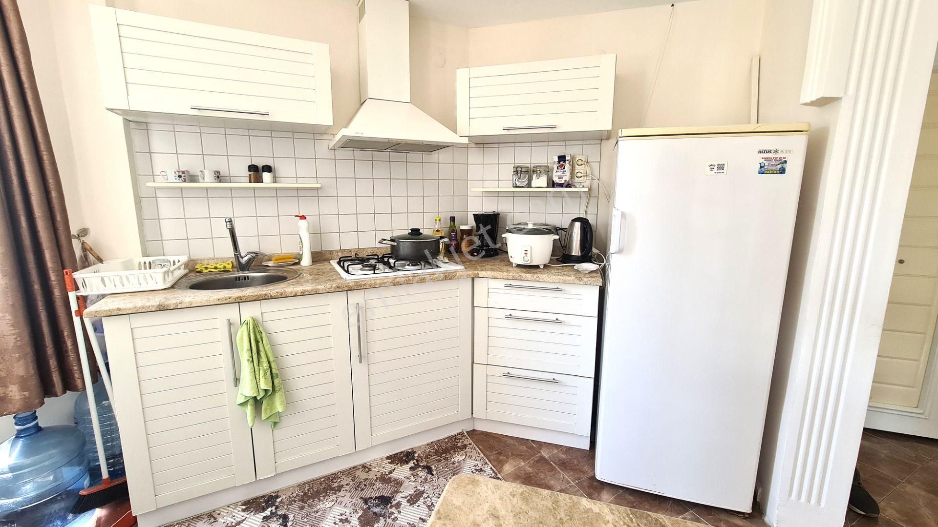 Alanya Cumhuriyet Mahallesi’nde Plaja Yakın 1+1 Eşyalı Daire - Görsel 5