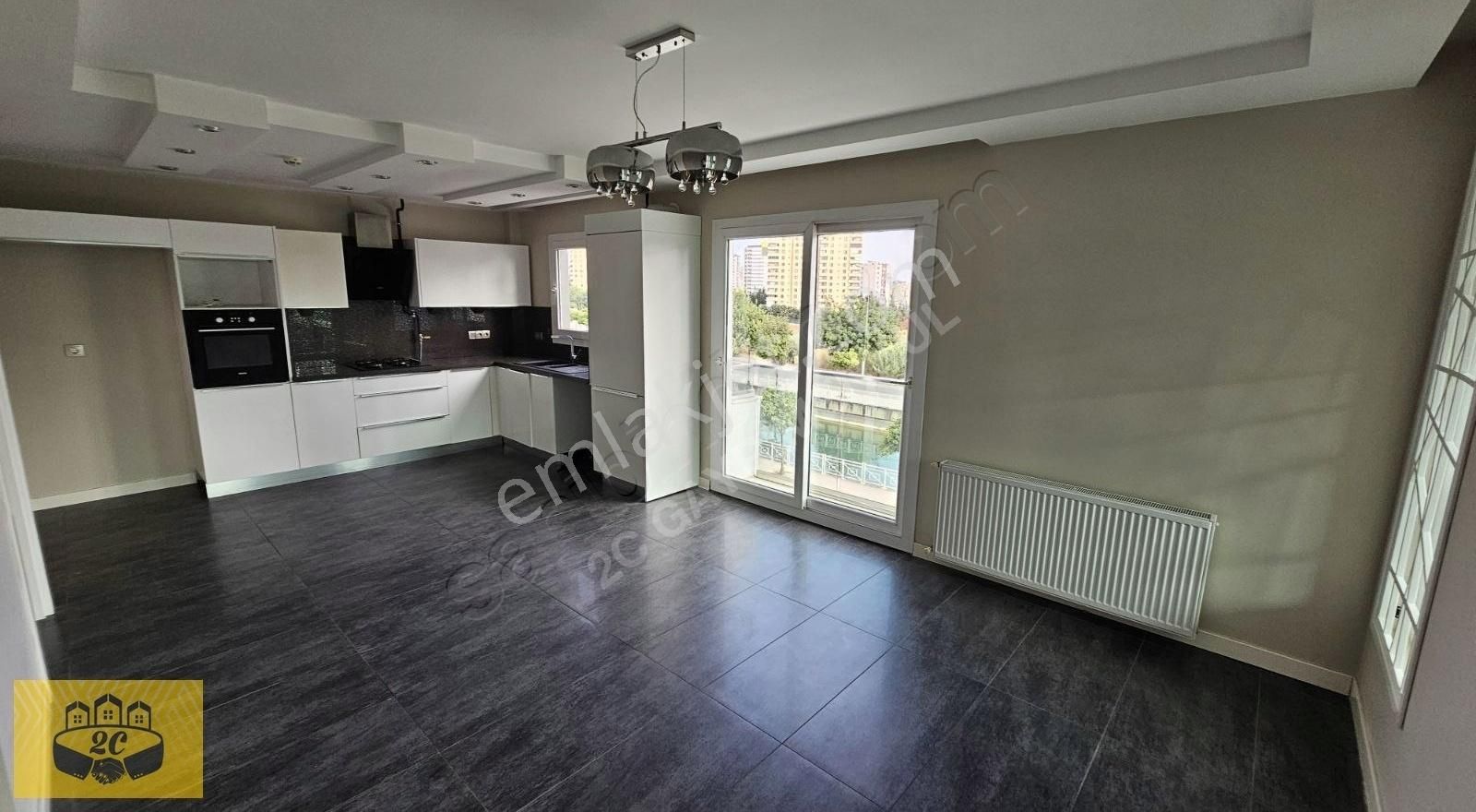 2000 Evler Mh.yeşil Fırın Civarı 5+1 Çok Geniş Süperlüks Daire