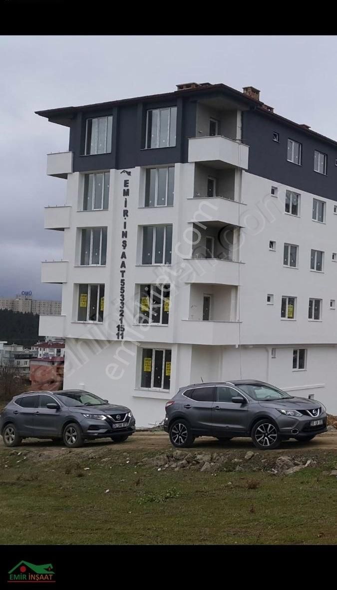 Emir İnşaattan Acil Asansörlü Otoparklı Sıfır 1+1 Daireler