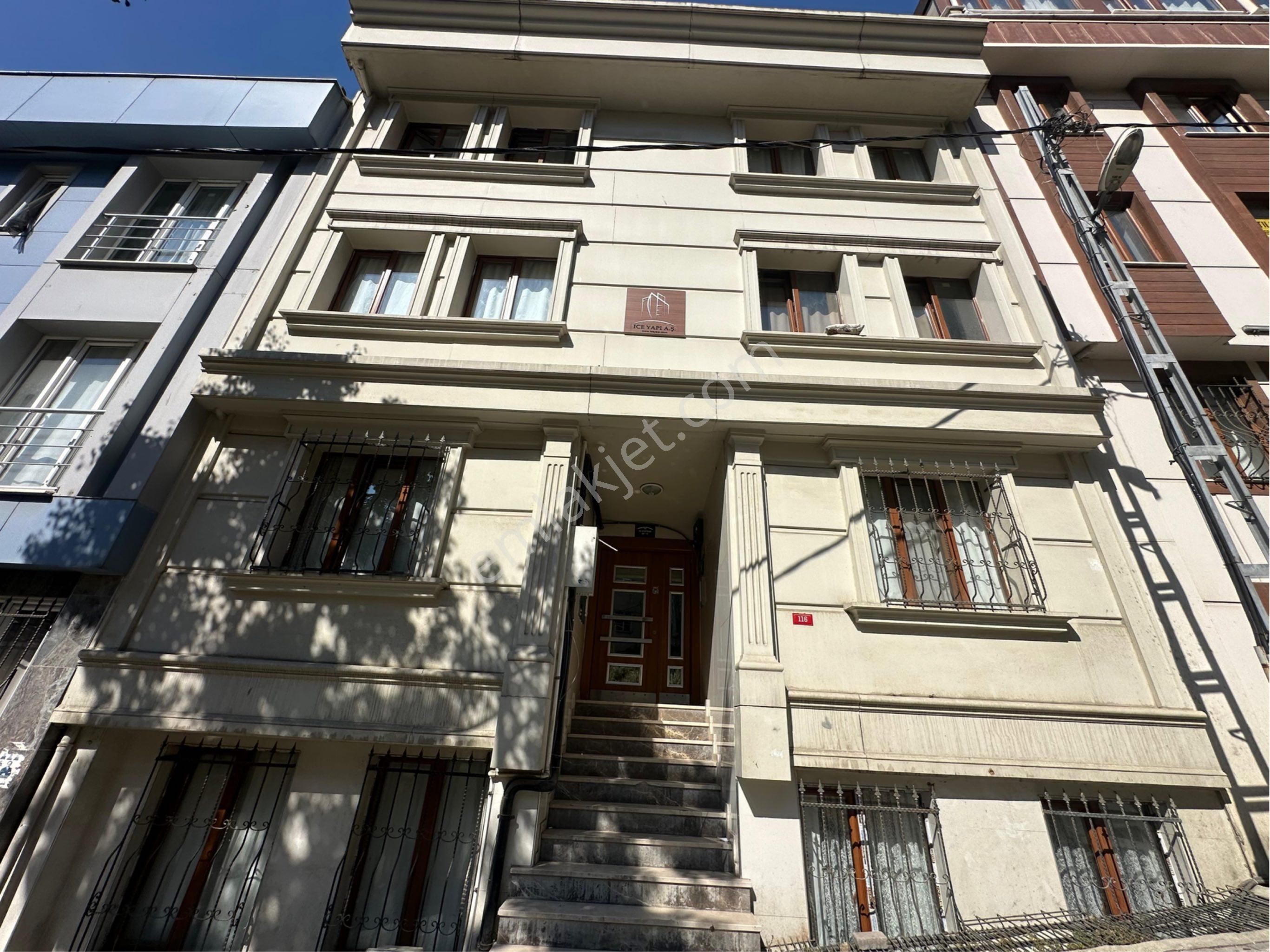 Tuncay'dan Şişli'de Balkonlu Yeni Binada 1+1 Eşyalı