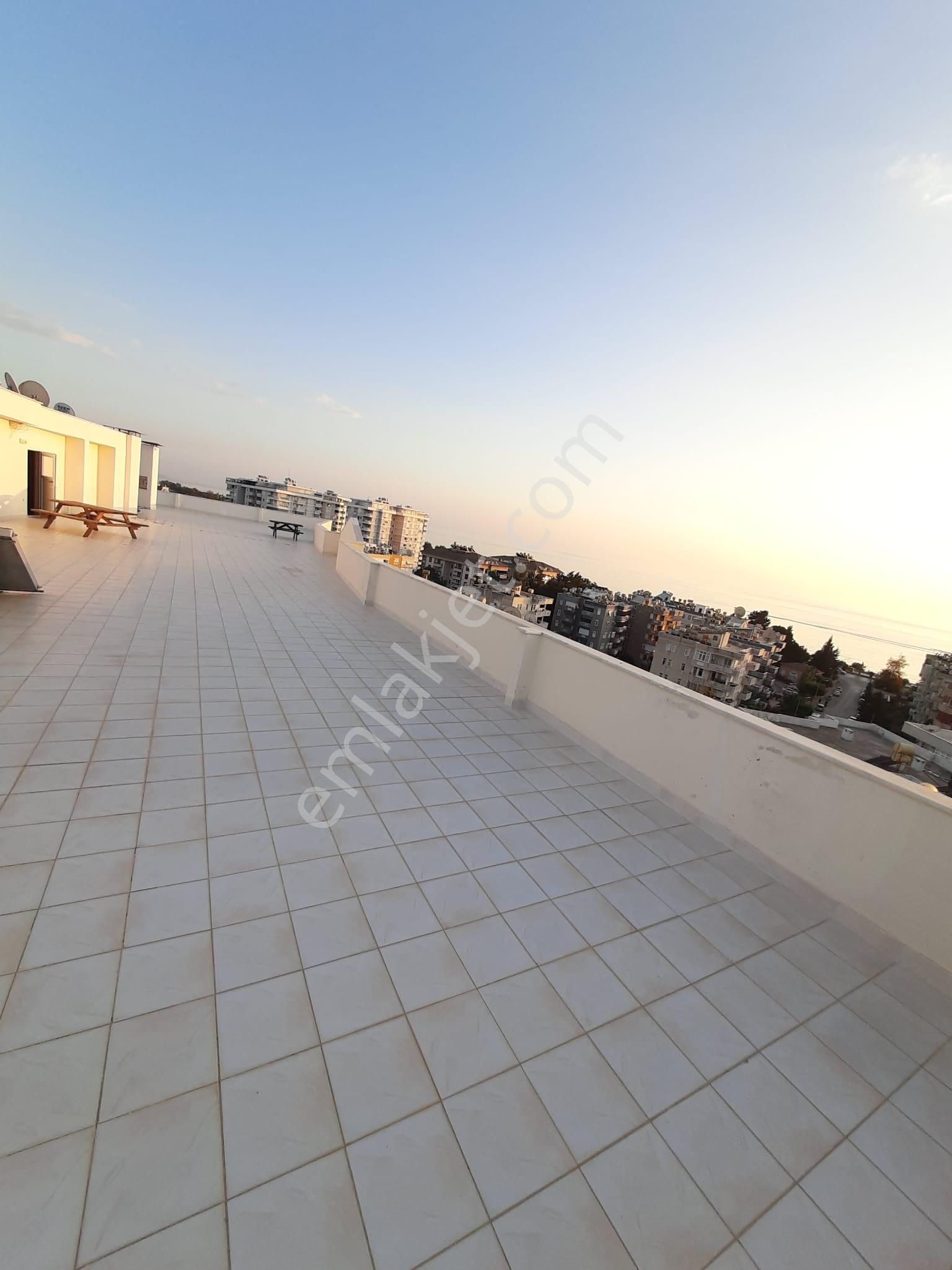 Alanya Tosmur’da Denize 200 Metrede 1+1 Daire | Eşyalı | Rezidans Konforu - Görsel 14