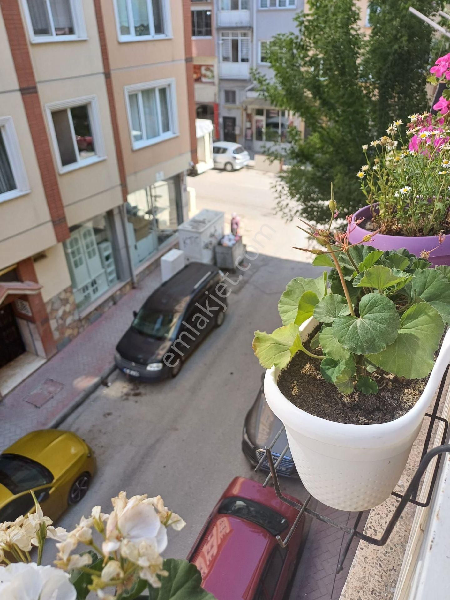 Kirmizitoprak Mahallesi'nde 3+1