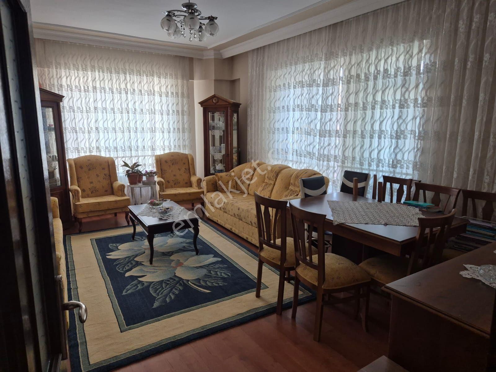 Şeker Keykubatta Stadyum Yanı 4+1 Acill