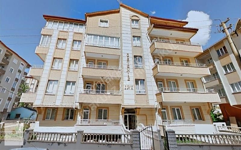 M.akifte Hastane Jandarma Eski Tapu Yakını Kiralık 3+1