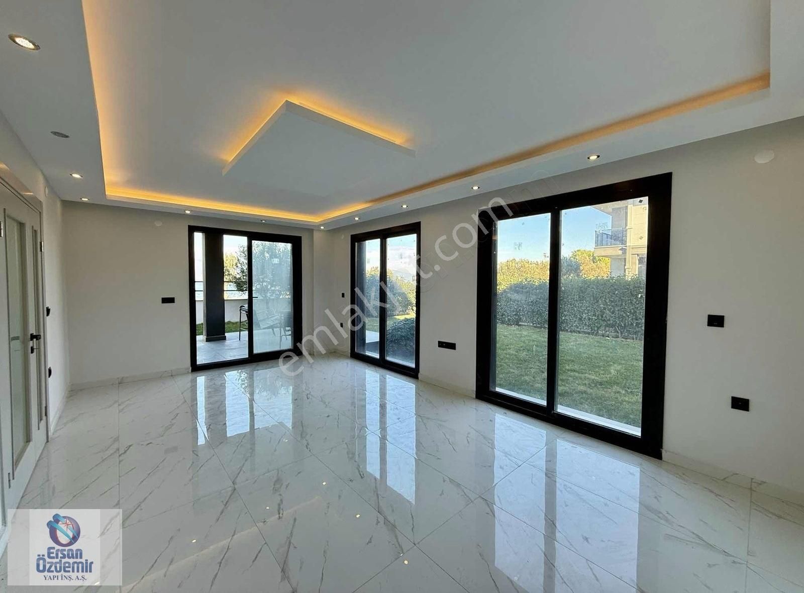Ersan Özdemir İnşaat'tan Denize Sıfır Tek Başına 3+1 Müstakil Ev - Görsel 23