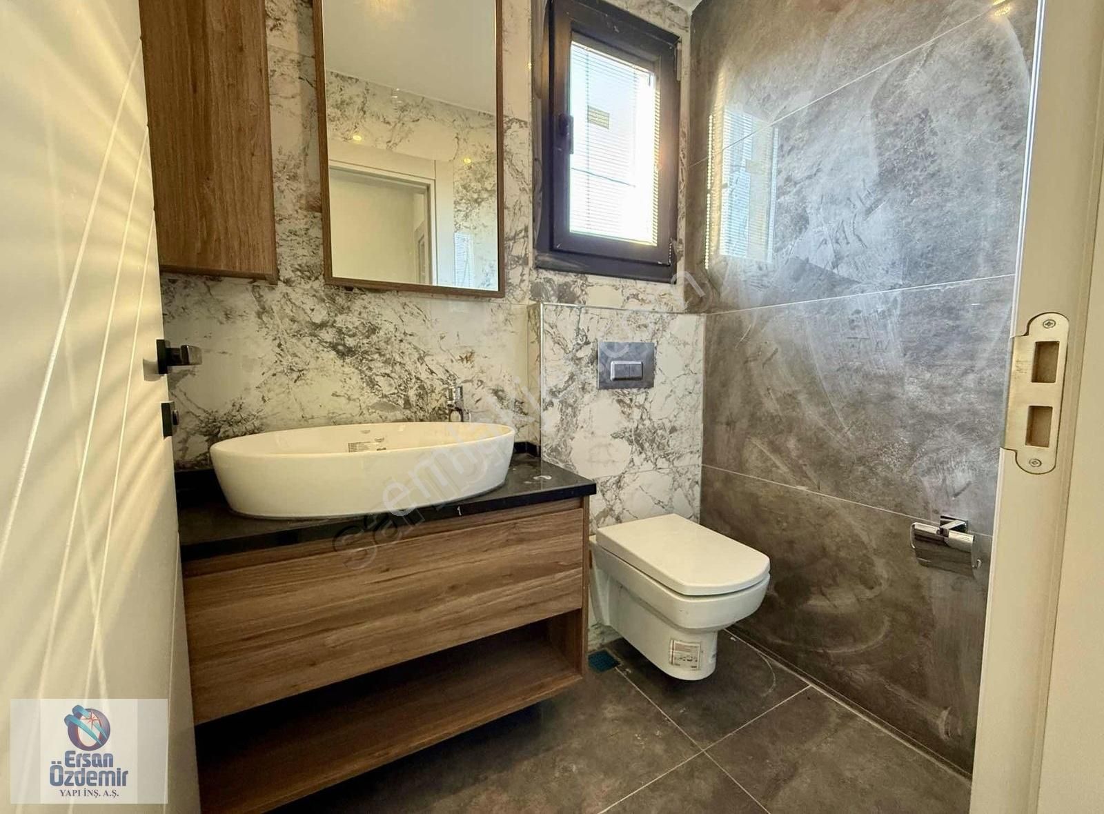 Ersan Özdemir İnşaat'tan Denize Sıfır Tek Başına 3+1 Müstakil Ev - Görsel 26