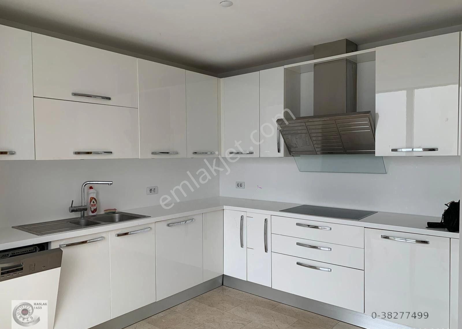Mashattan Sitesinde ***boş***4+1 Mielle Beyaz Eşyalı Havuz Manzaralı Satılık