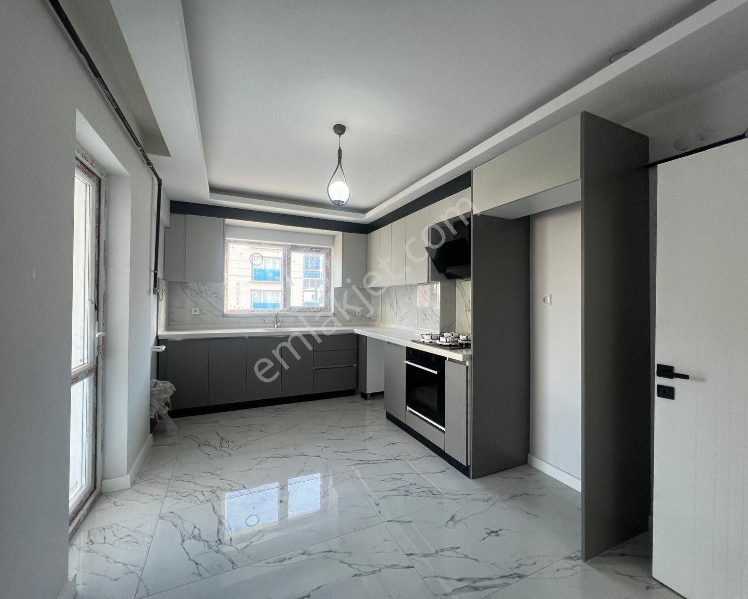 Yenikent Te Katta Sıfır 4+1 Ultra Lüks Daire