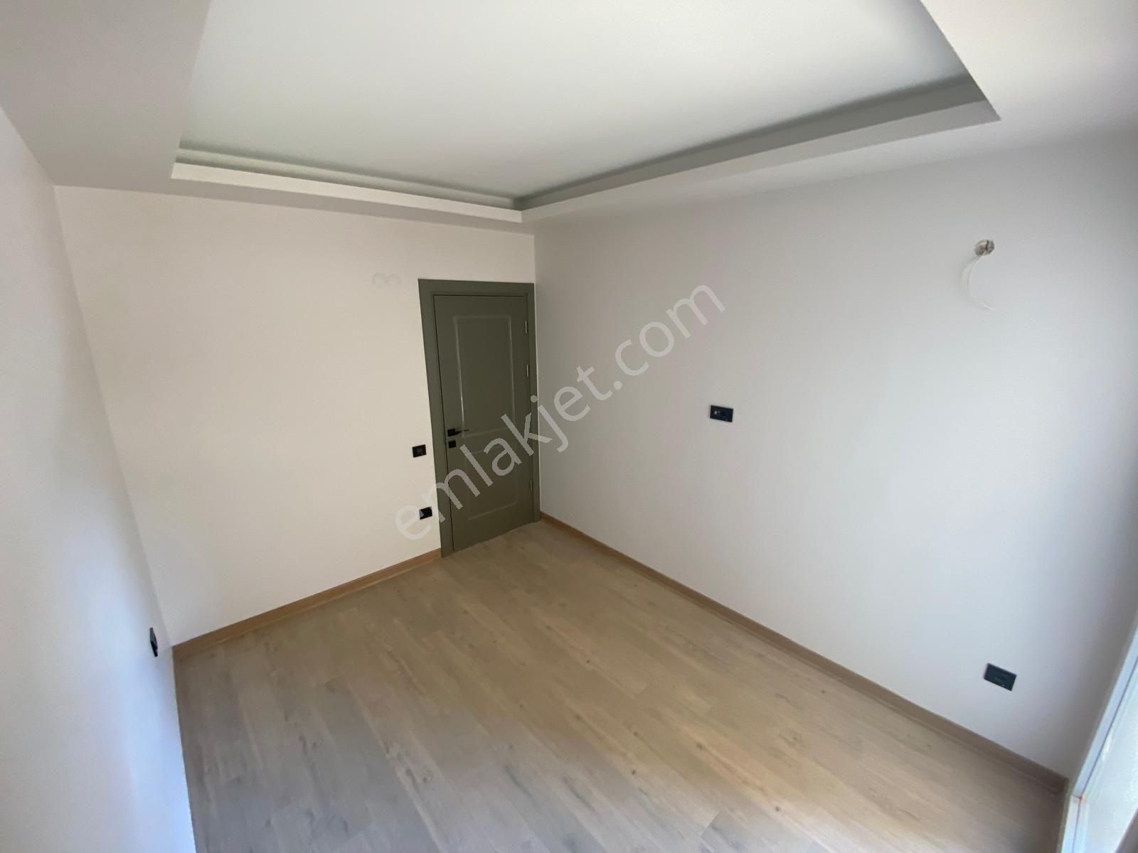 Nezih Bir Sitede 3+1 Satılık Daire - Görsel 14