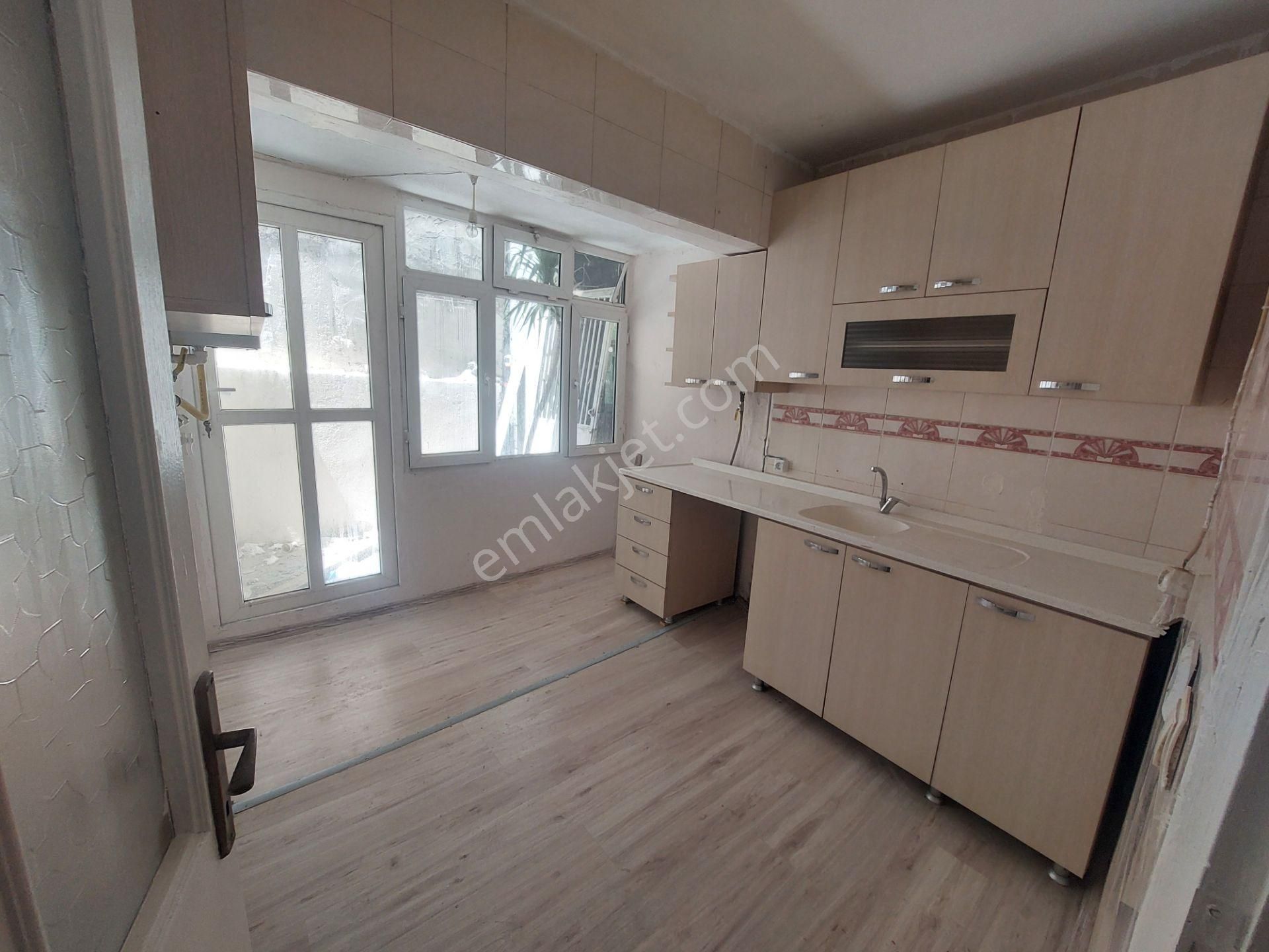 Şeref Emlak Satılık Daire 2,250,000 Tl