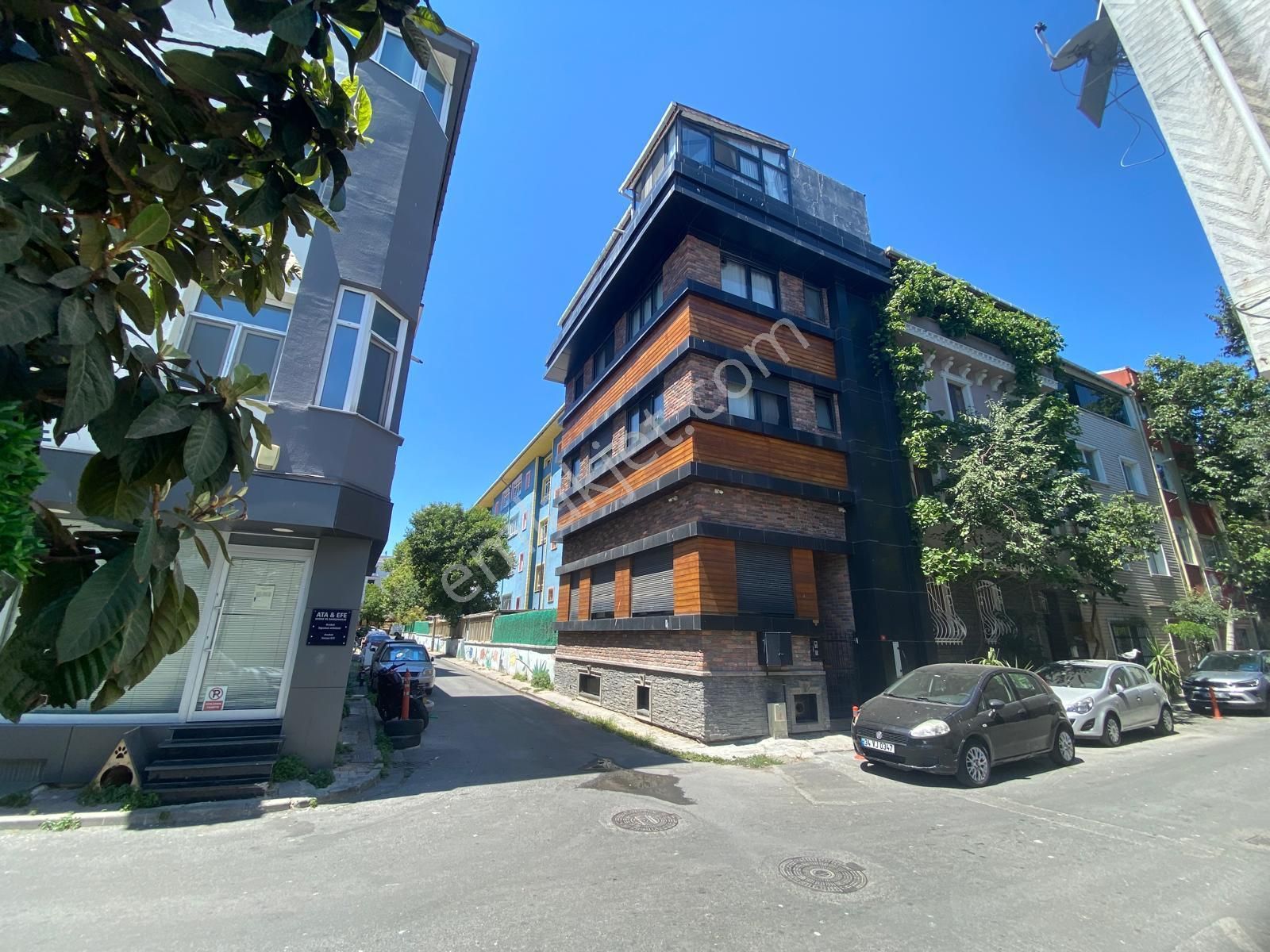 İstanbul House'dan Yeşilköy'de 5 Katlı Satılık 3 Yıllık Bina - Görsel 3