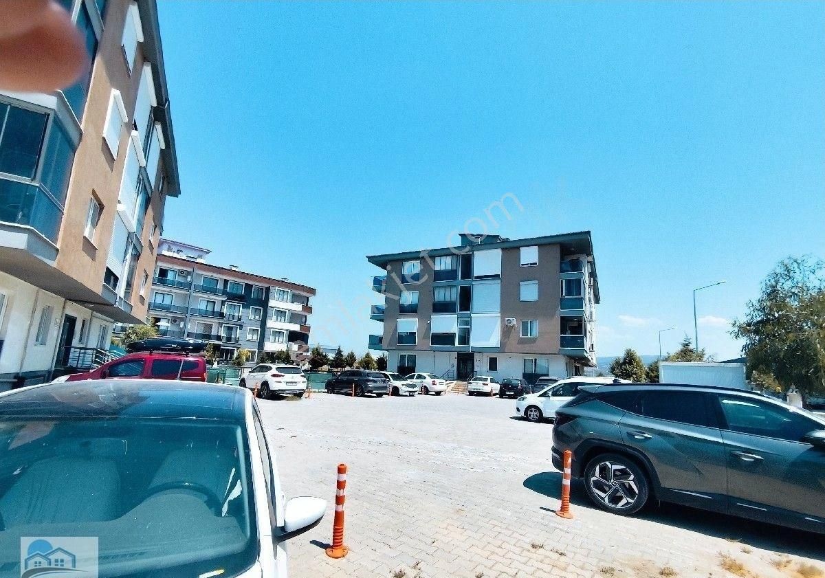 Marinadan Havuzlu Site İçerisinde Lüks Daireler - Görsel 19