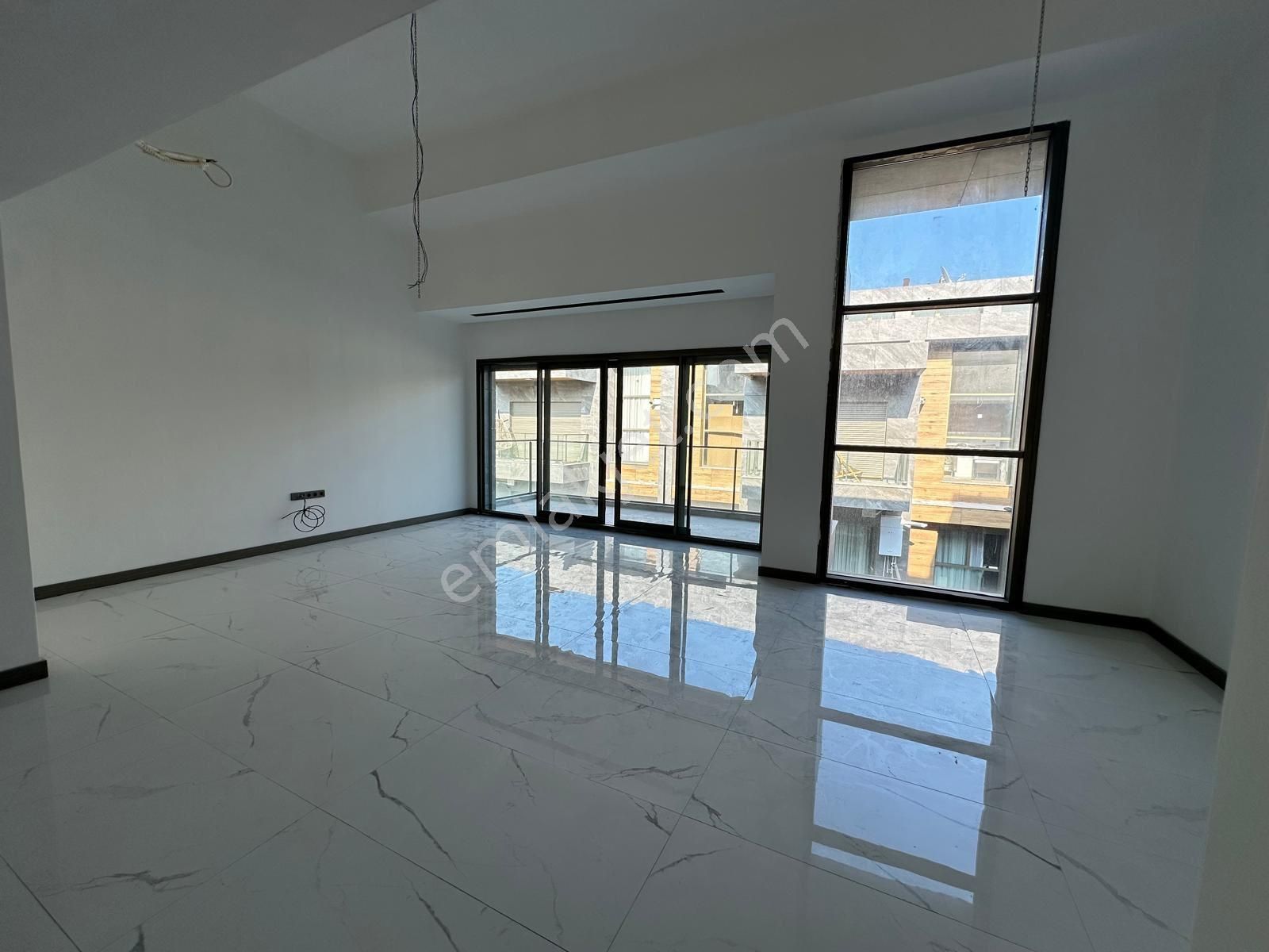 Kuşadası Ege Mahallesinde 3+1 Loft Daire - Görsel 15