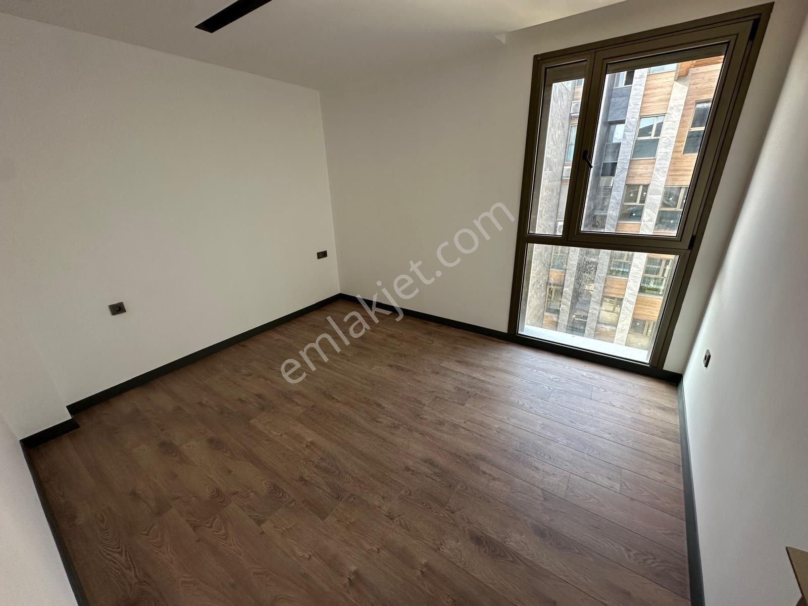 Kuşadası Ege Mahallesinde 3+1 Loft Daire - Görsel 21