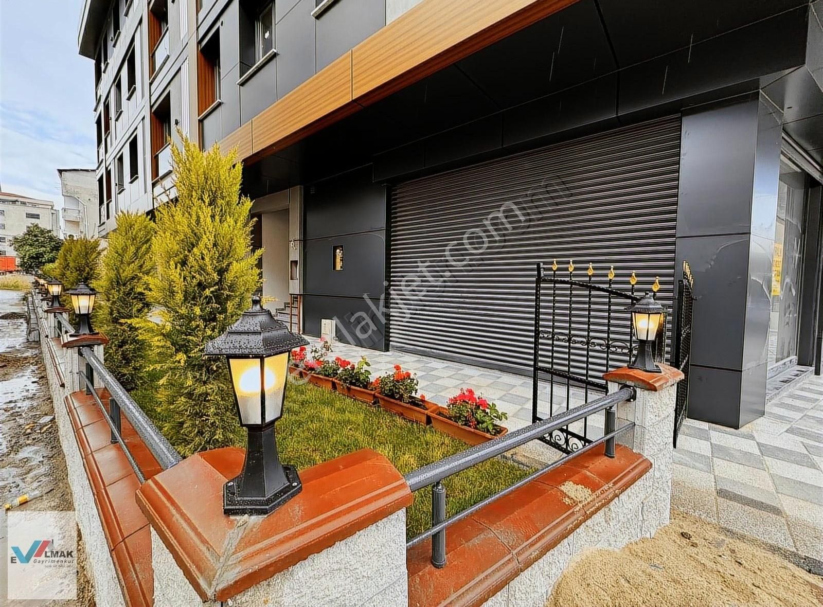 Evalmak'ta Tevfikbey Mah.de 2+1 (90m2) Asansörlü Otoparklı Sıfır - Görsel 23