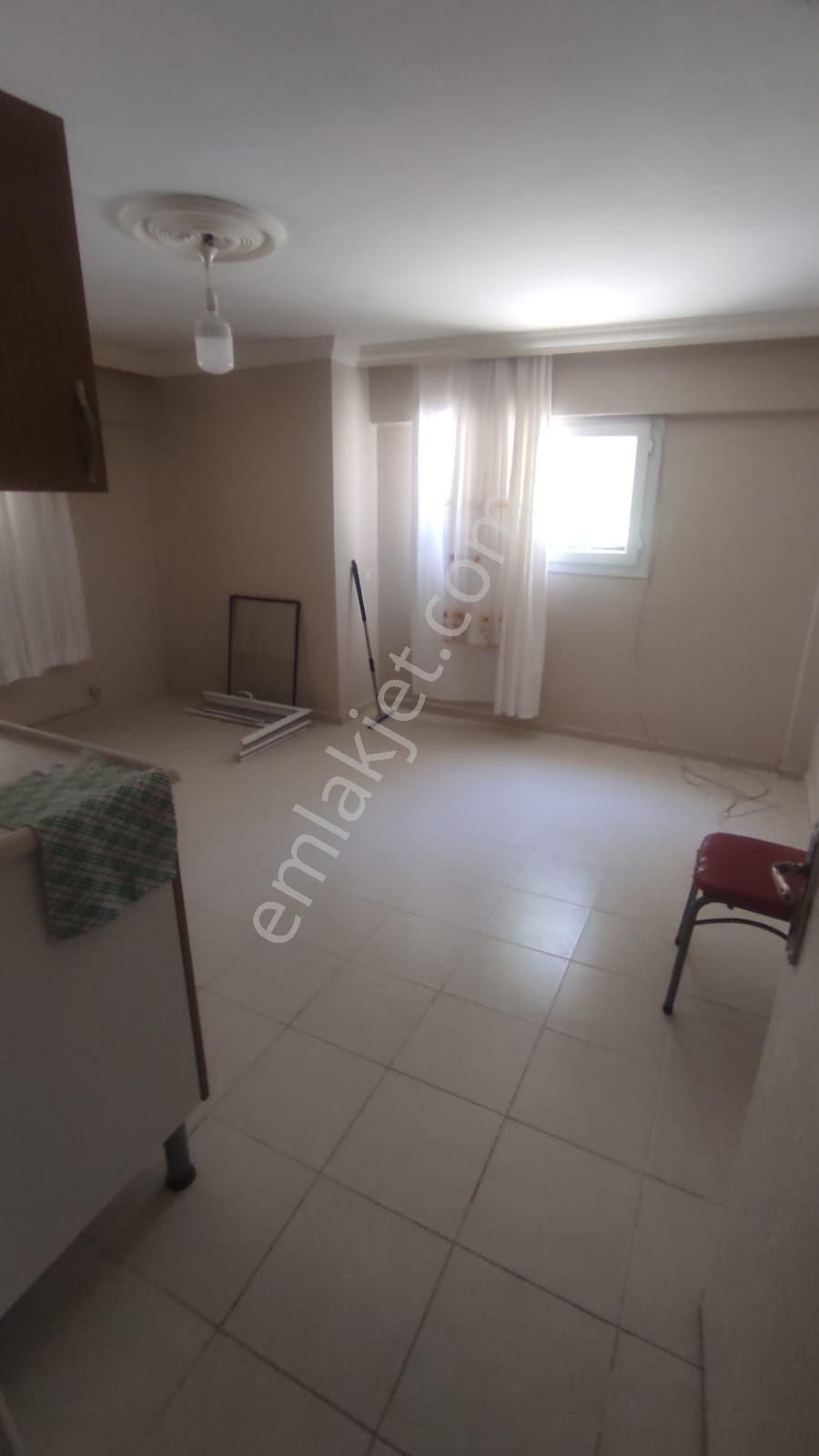 İzmir Aliağa Kültür Mahallesi Kiralık 2+1 Daire