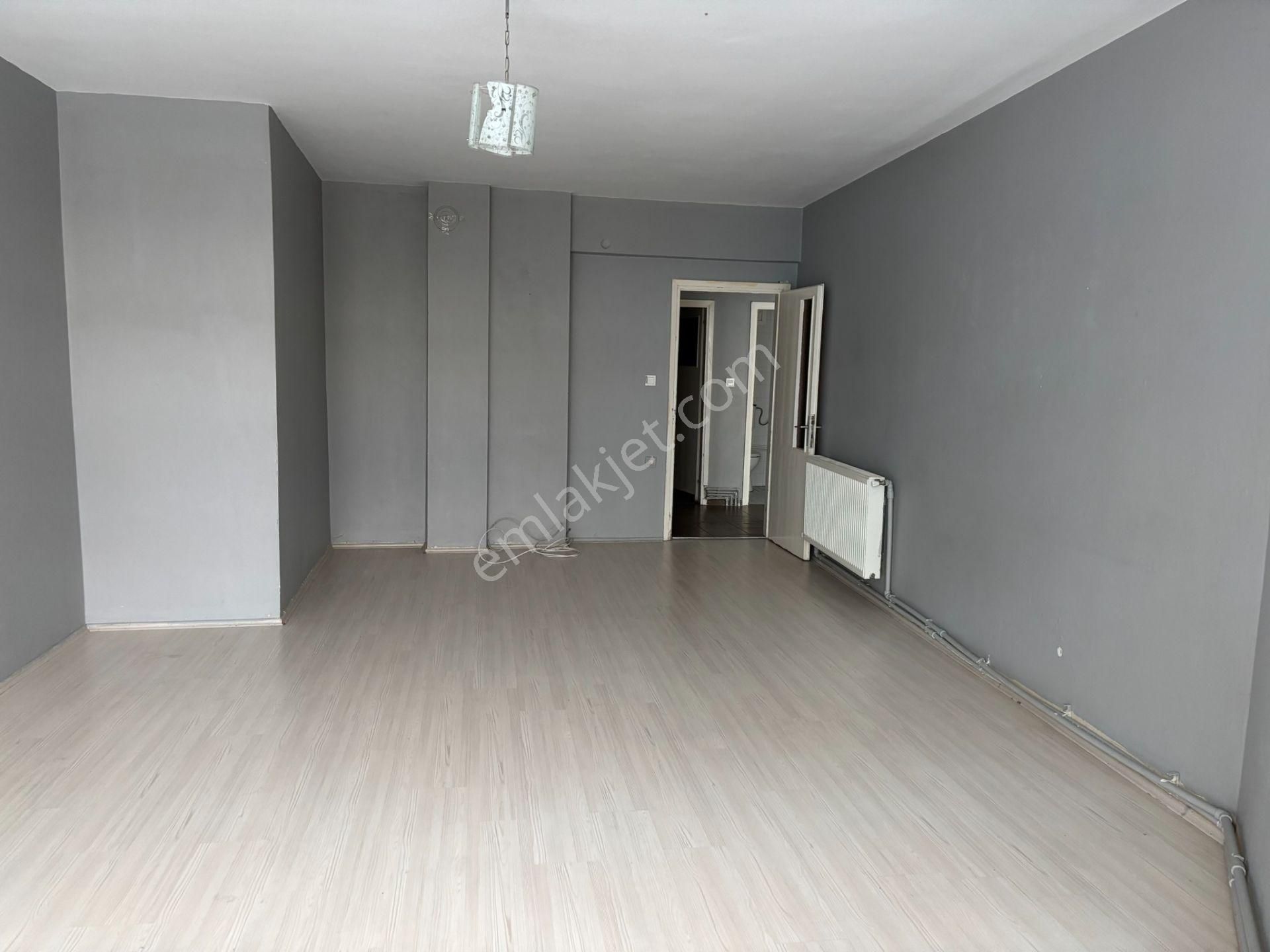 Mecidiyeköy Kuşçular Sokak / Kiralık 3+1