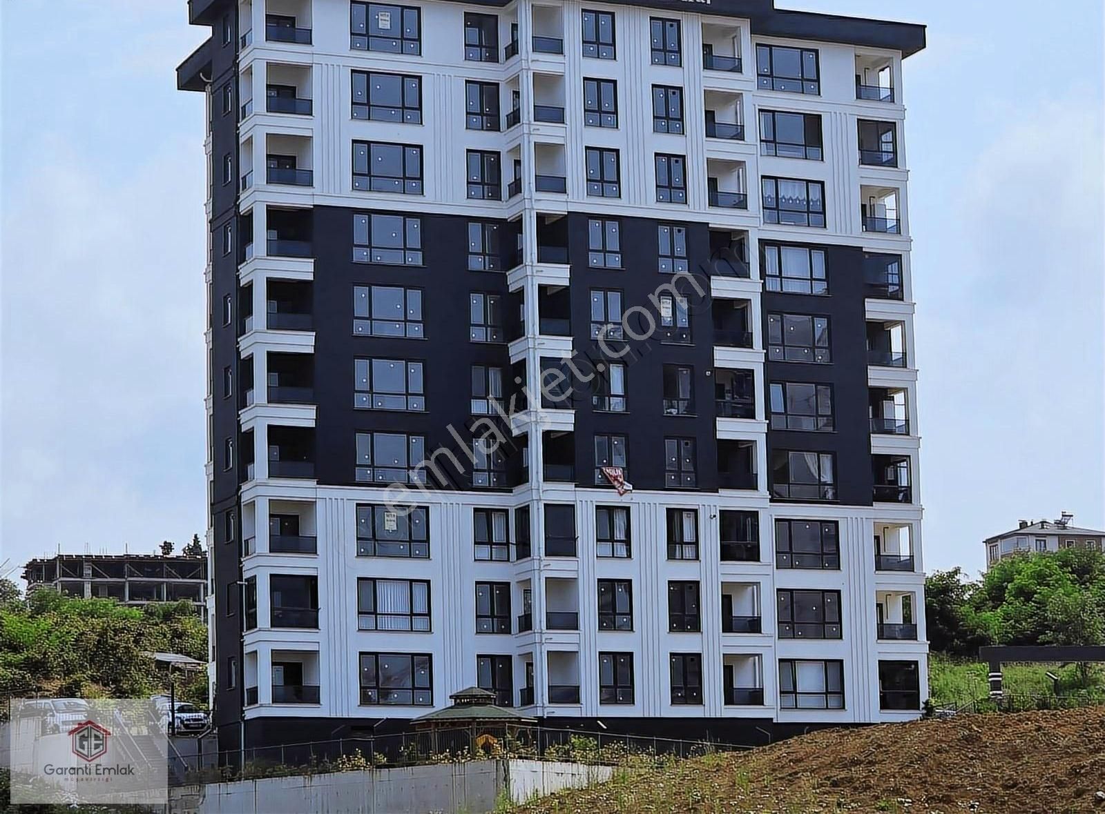 Karşıyakada 145 M2 5. Kat Deniz Manzara Ful Bitmiş Daire Satılık