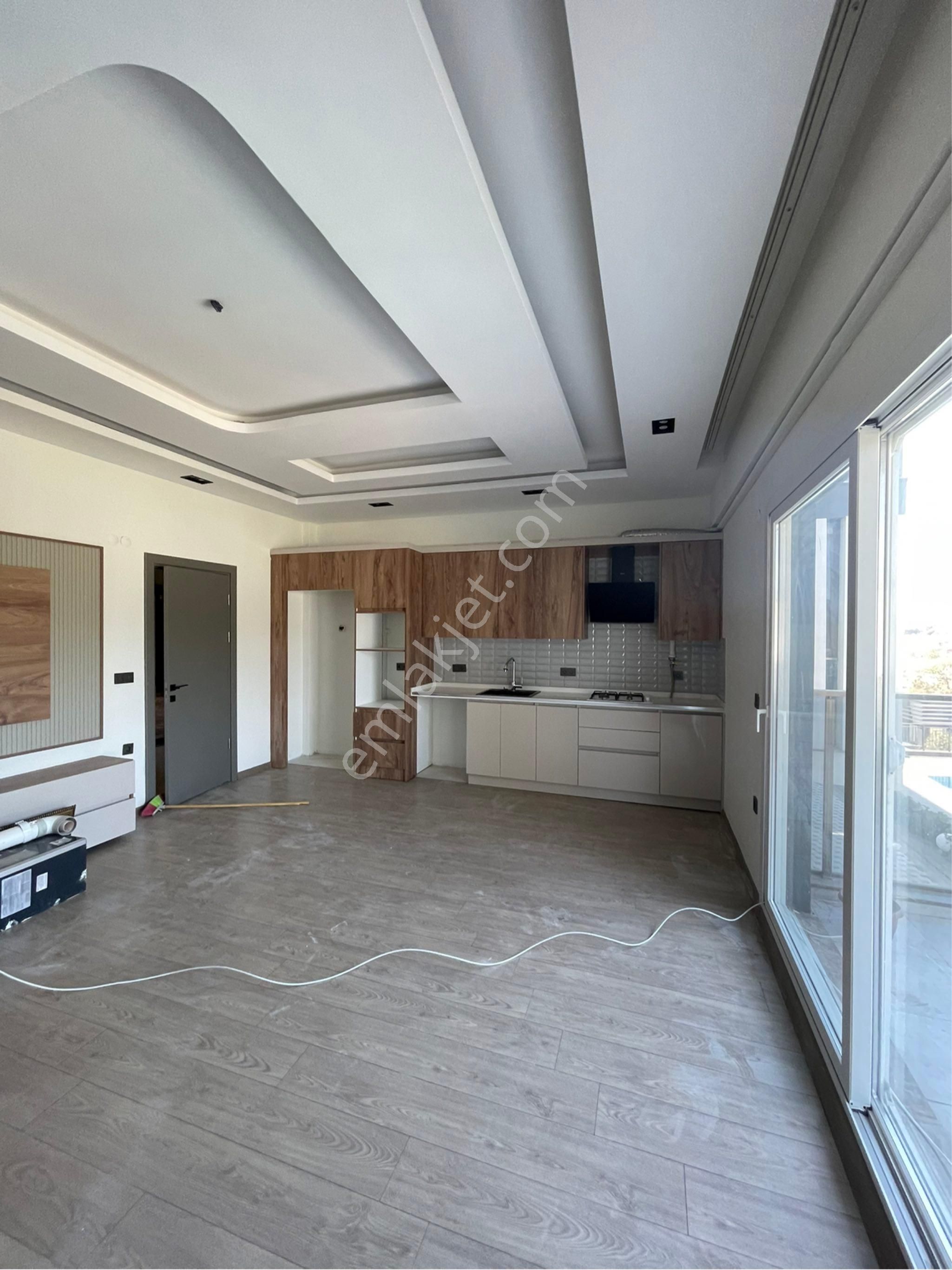 Kuşadası Değirmendere’de Müstakil Bahçeli 3+1 Daire - Görsel 3