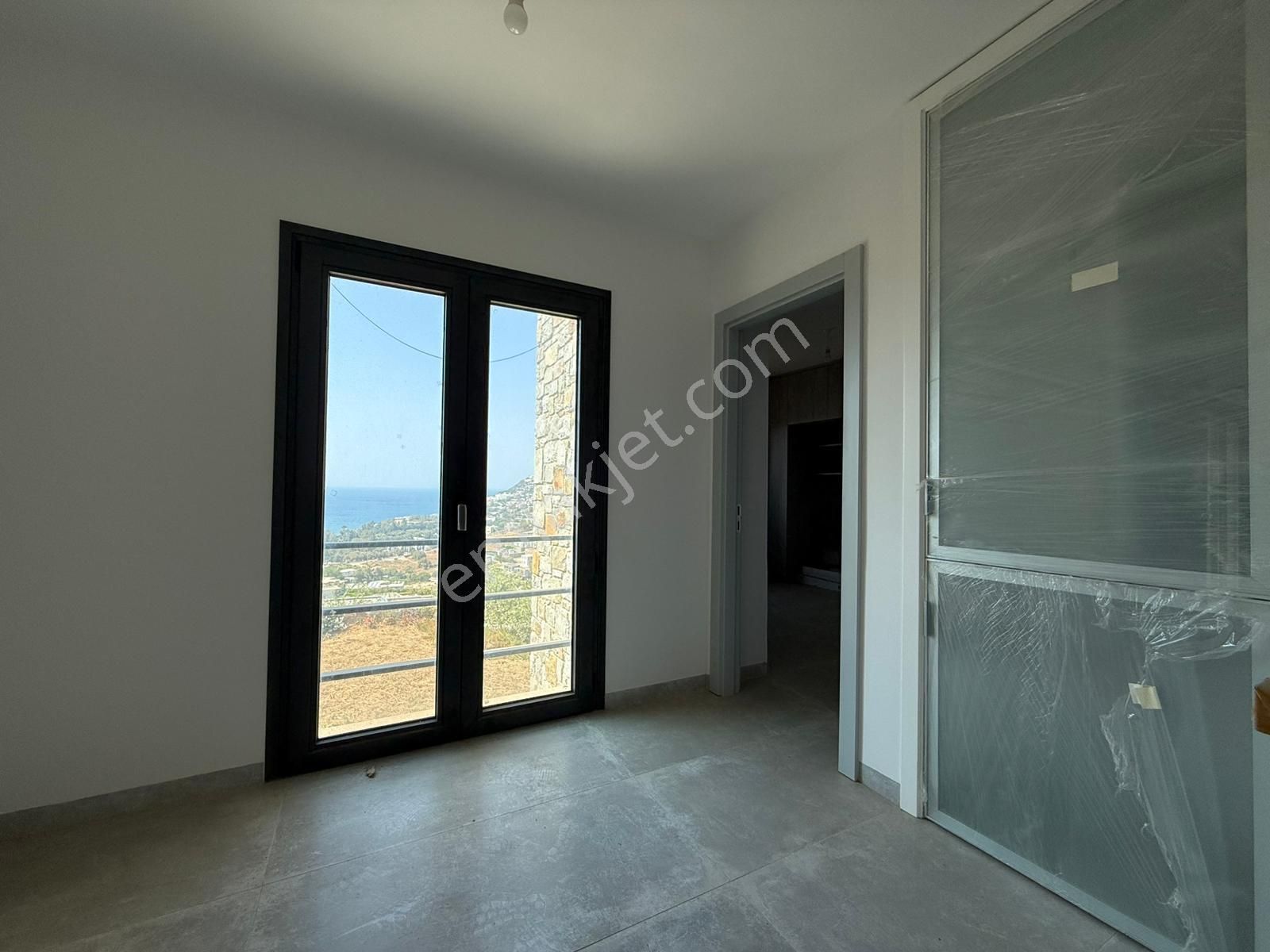 Yalıkavak Koyunbaba’da Deniz Manzaralı Havuzlu Satılık Müstakil Villa - Görsel 23