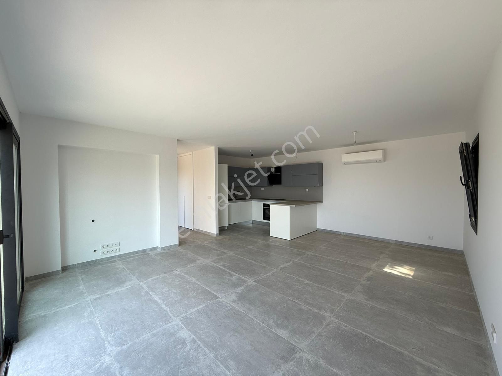 Yalıkavak Koyunbaba’da Deniz Manzaralı Havuzlu Satılık Müstakil Villa - Görsel 16