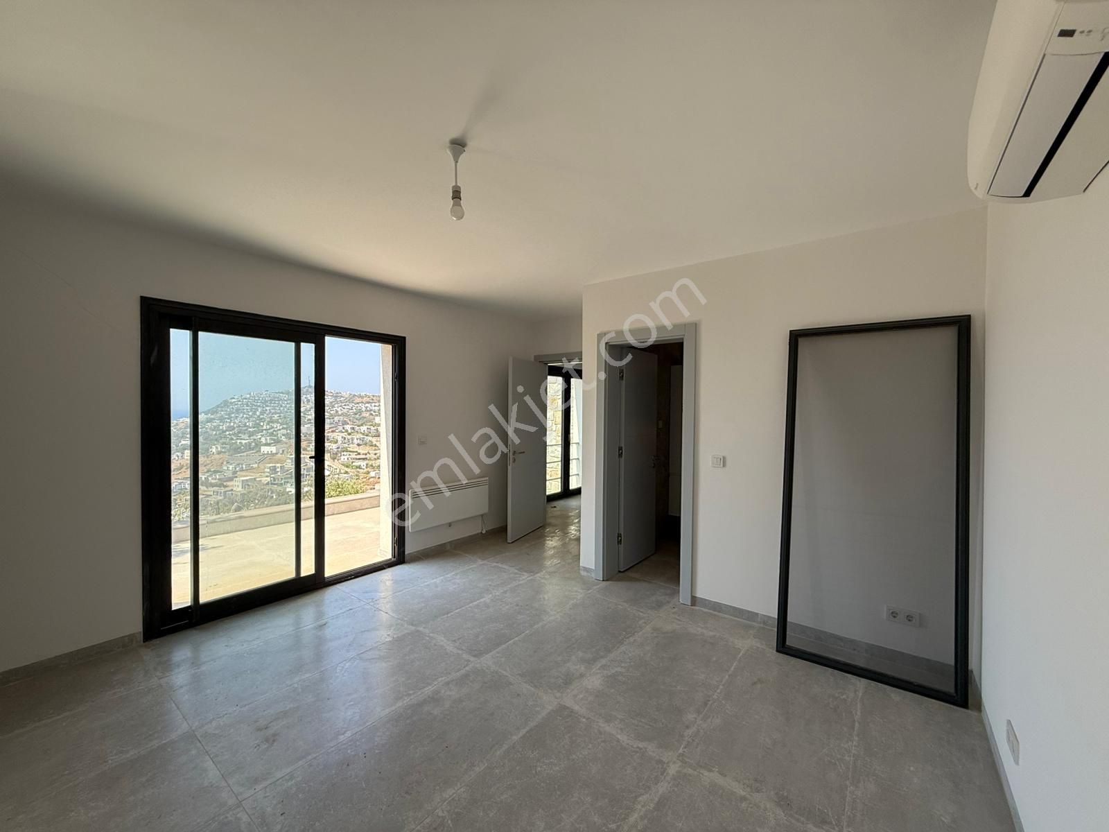 Yalıkavak Koyunbaba’da Deniz Manzaralı Havuzlu Satılık Müstakil Villa - Görsel 20