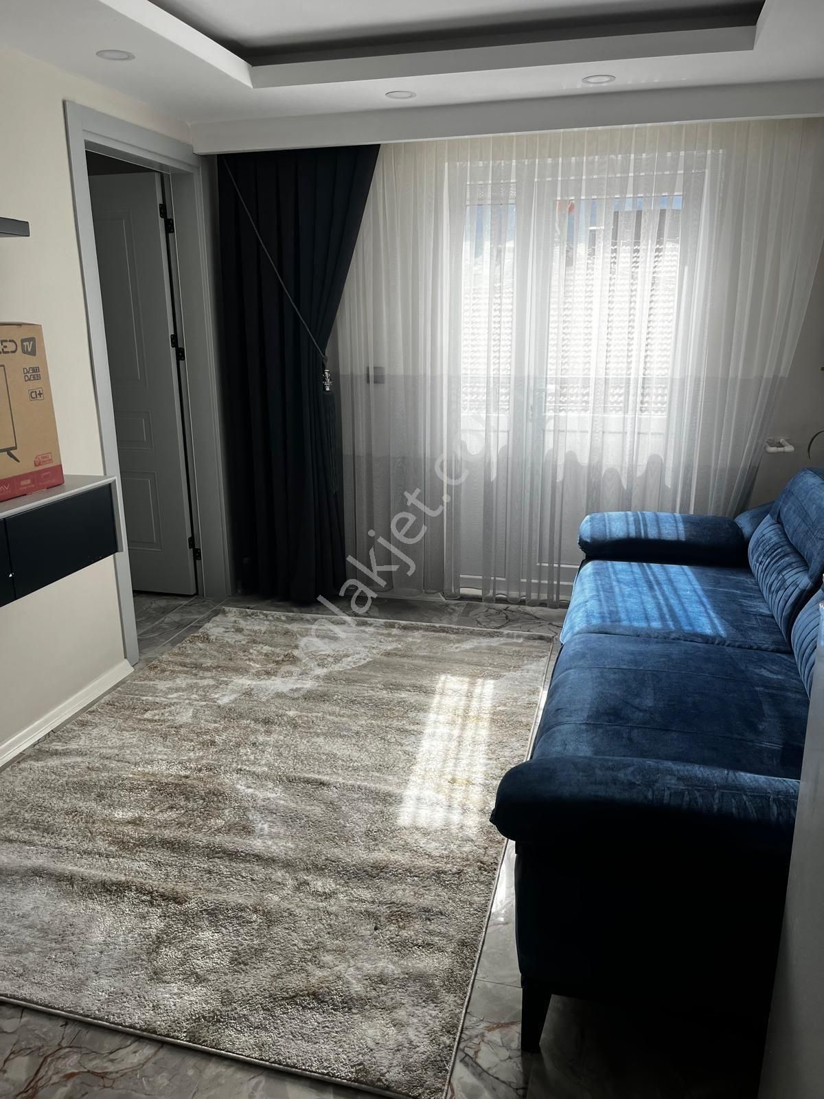 Kınıklı Mahallesinde Satılık Apart