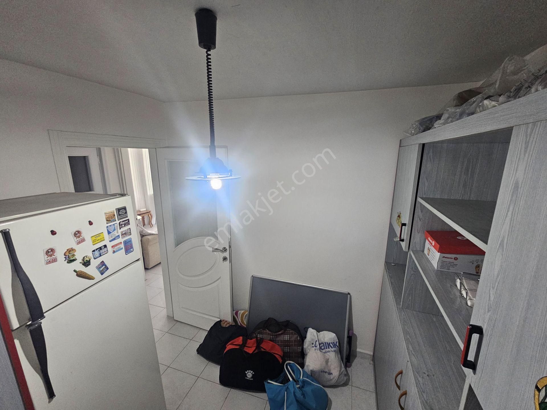 Kumburgaz'da Denize Sıfır Klimalı Esşyalı 2+1 Satılık Daire - Görsel 7
