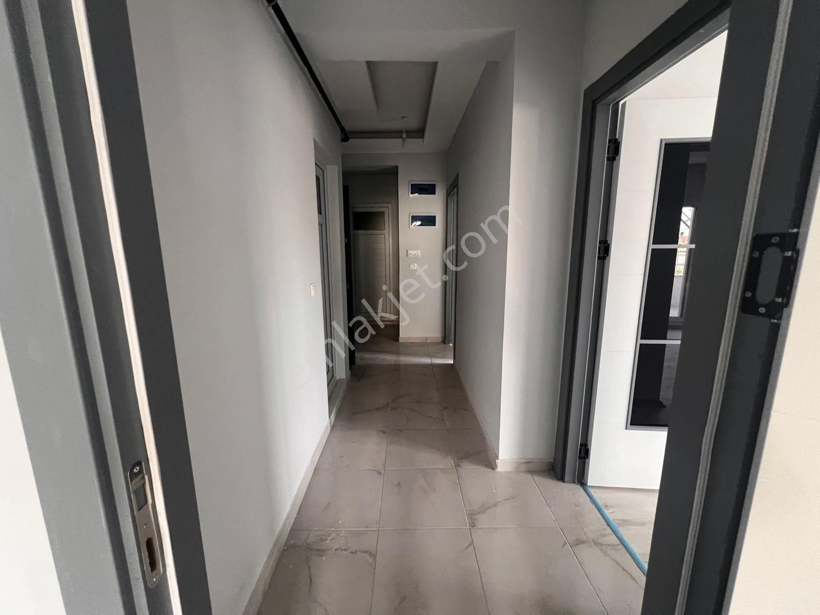 Özkandan Baglarda 2+1 Petek Kombili Kiralık Dairr