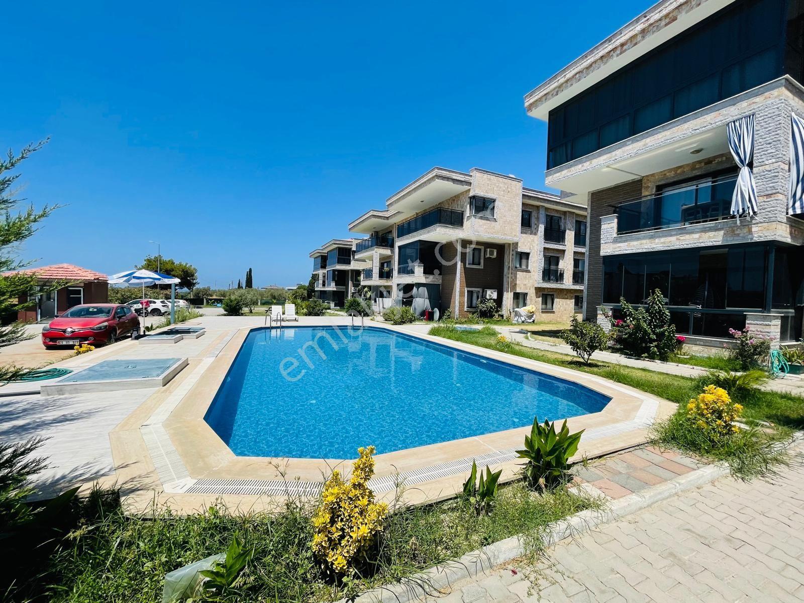 Davutlar Milli Park’a Yakın Elit Güvenlikli Havuzlu Otoparklı Sitede 2+1 90m2 Arakat Daireler - Görsel 3