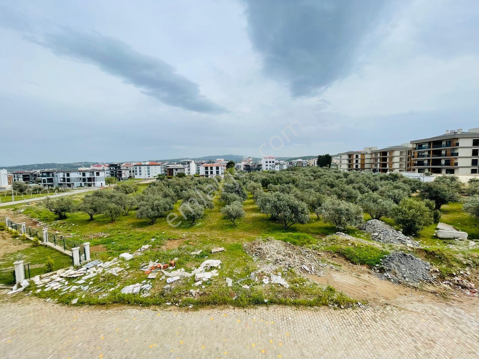 Davutlar Milli Park’a Yakın Elit Güvenlikli Havuzlu Otoparklı Sitede 2+1 90m2 Arakat Daireler - Görsel 26