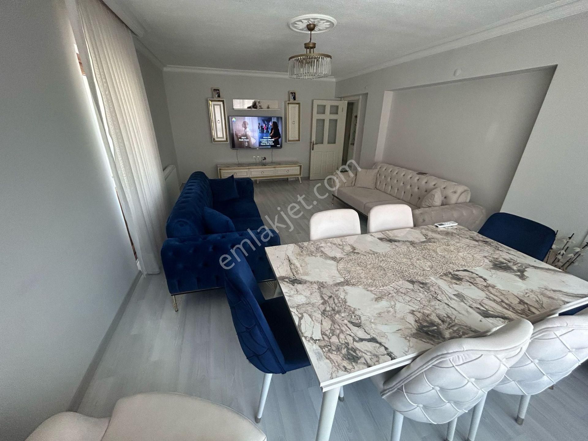 Dutluk Metro Yakını 300m2 Full Yapılı Teraslı 5+1 Dubleks Daire