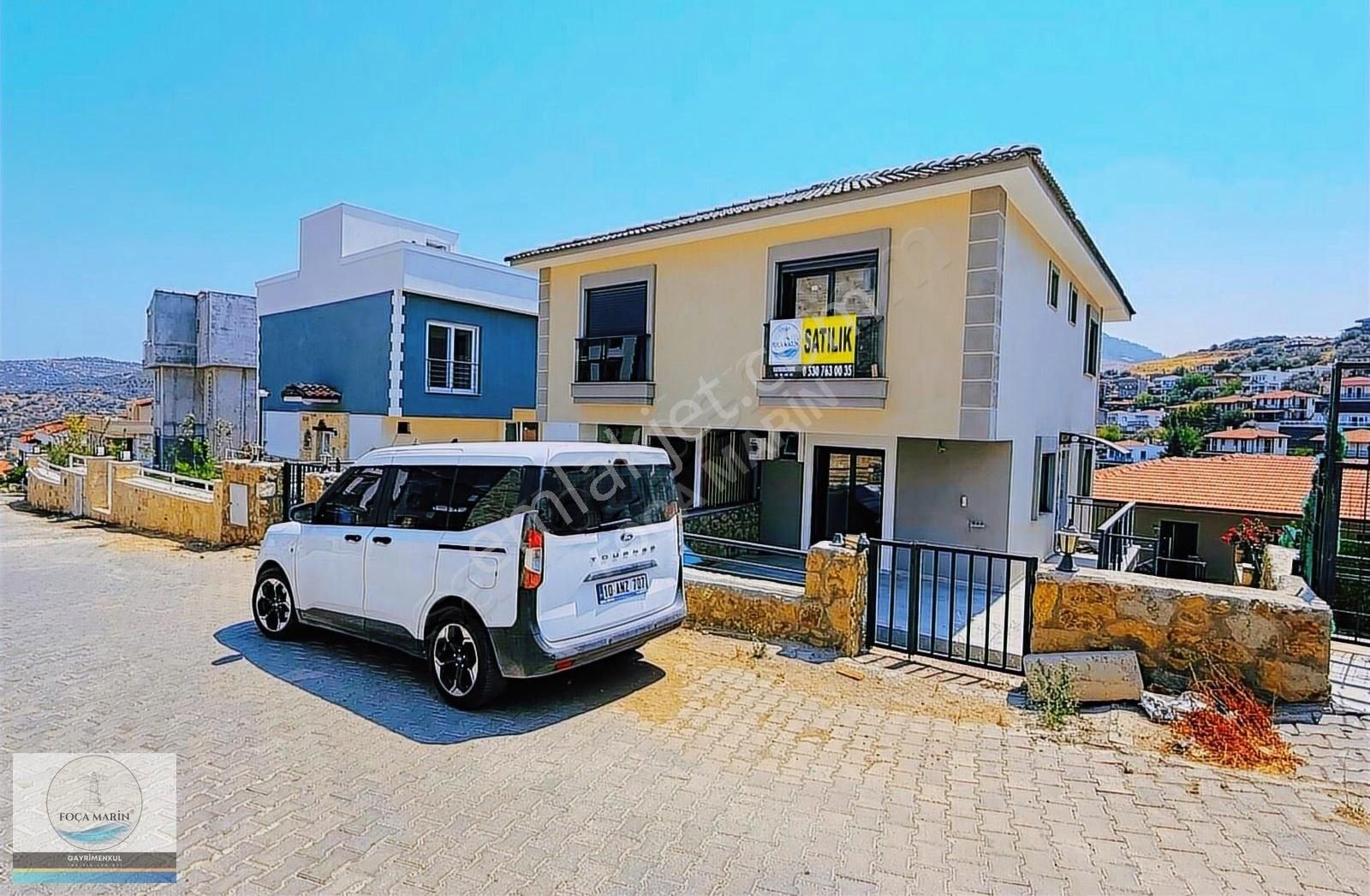 Yenifoça M.k. Atatürk Mh. Geniş Bahçeli 4+1 Tripleks Villa - Görsel 4