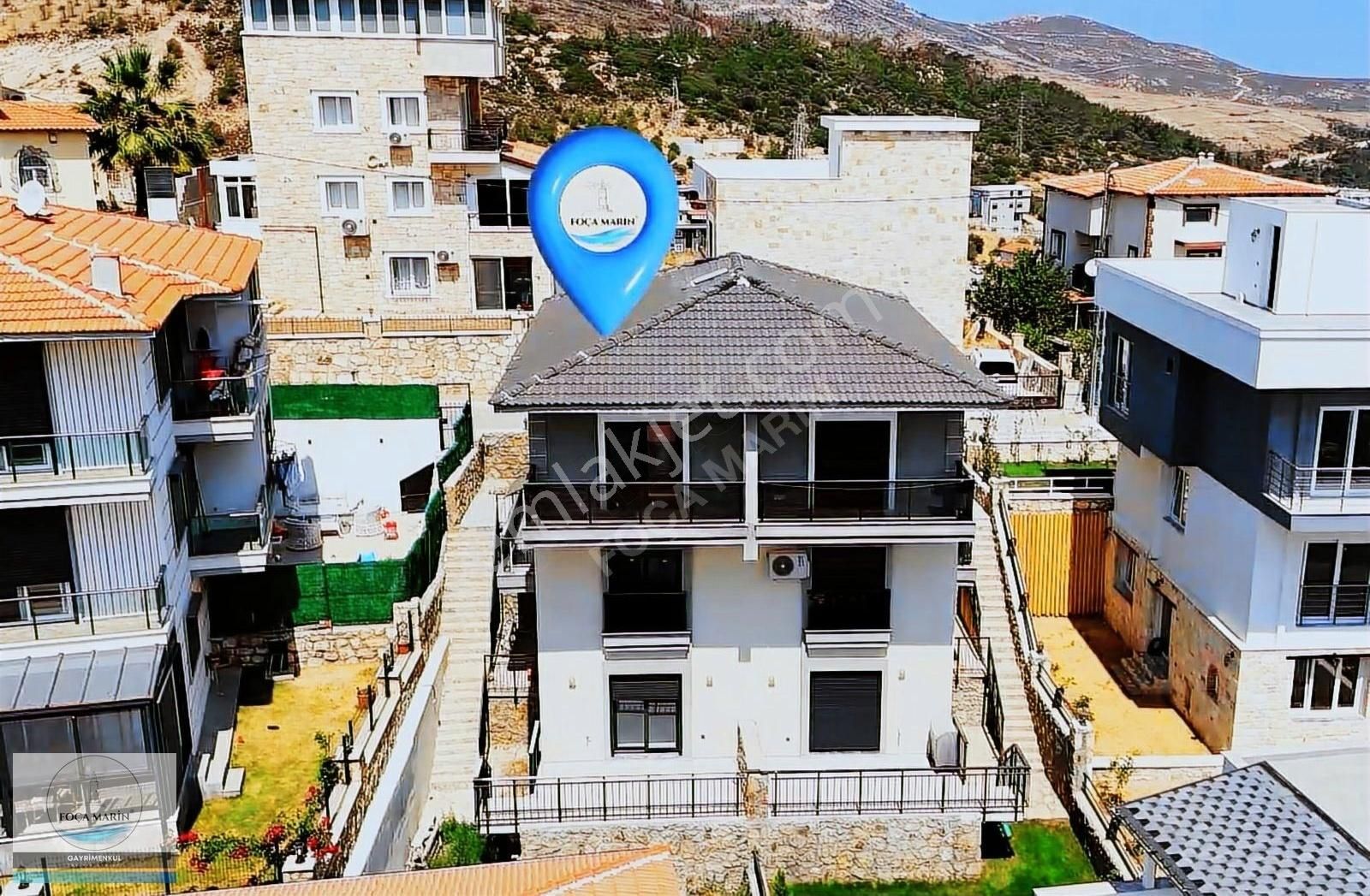 Yenifoça M.k. Atatürk Mh. Geniş Bahçeli 4+1 Tripleks Villa - Görsel 17