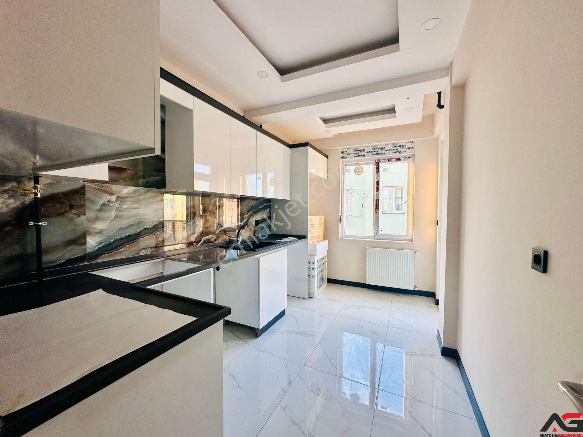 🏡 4+2 240m2 Gündoğdu'da Sıfır Tramvayın Dibinde Geniş Dublex Daire