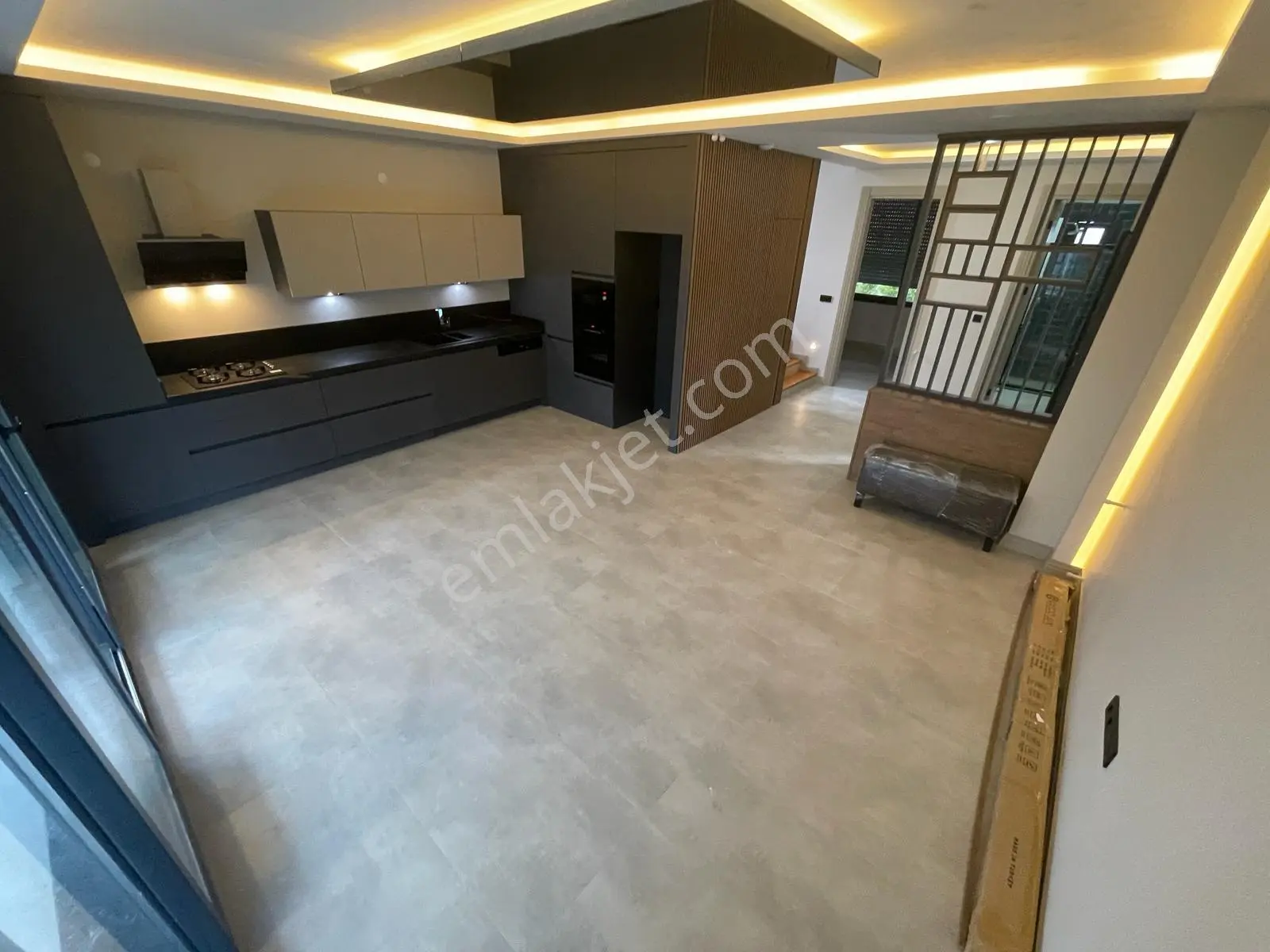 Poyraz Gayrimenkul'den Altınoluk'ta Satılık Sıfır Deniz'e Çok Yakın Villa - Görsel 4