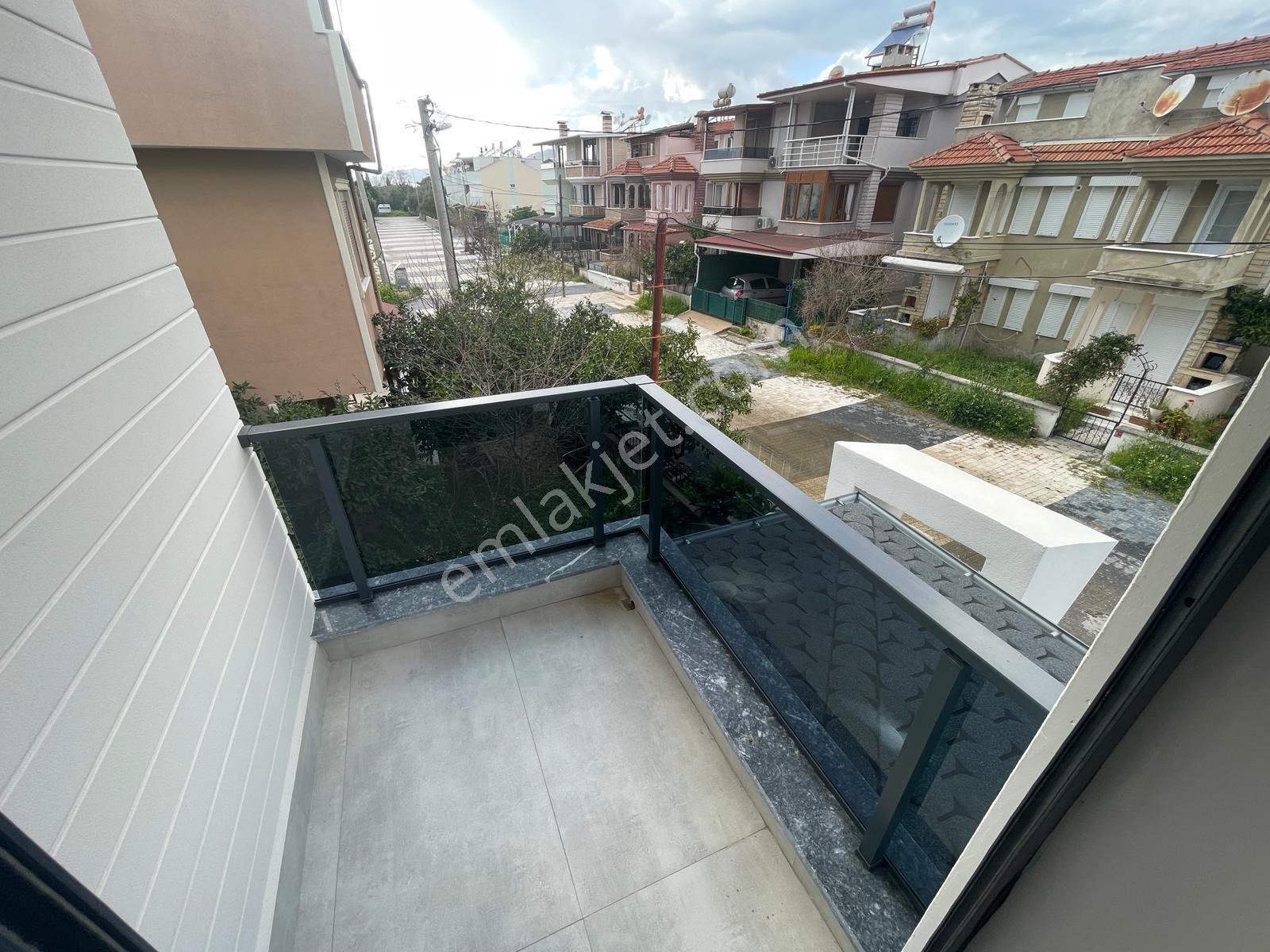 Poyraz Gayrimenkul'den Altınoluk'ta Satılık Sıfır Deniz'e Çok Yakın Villa - Görsel 24