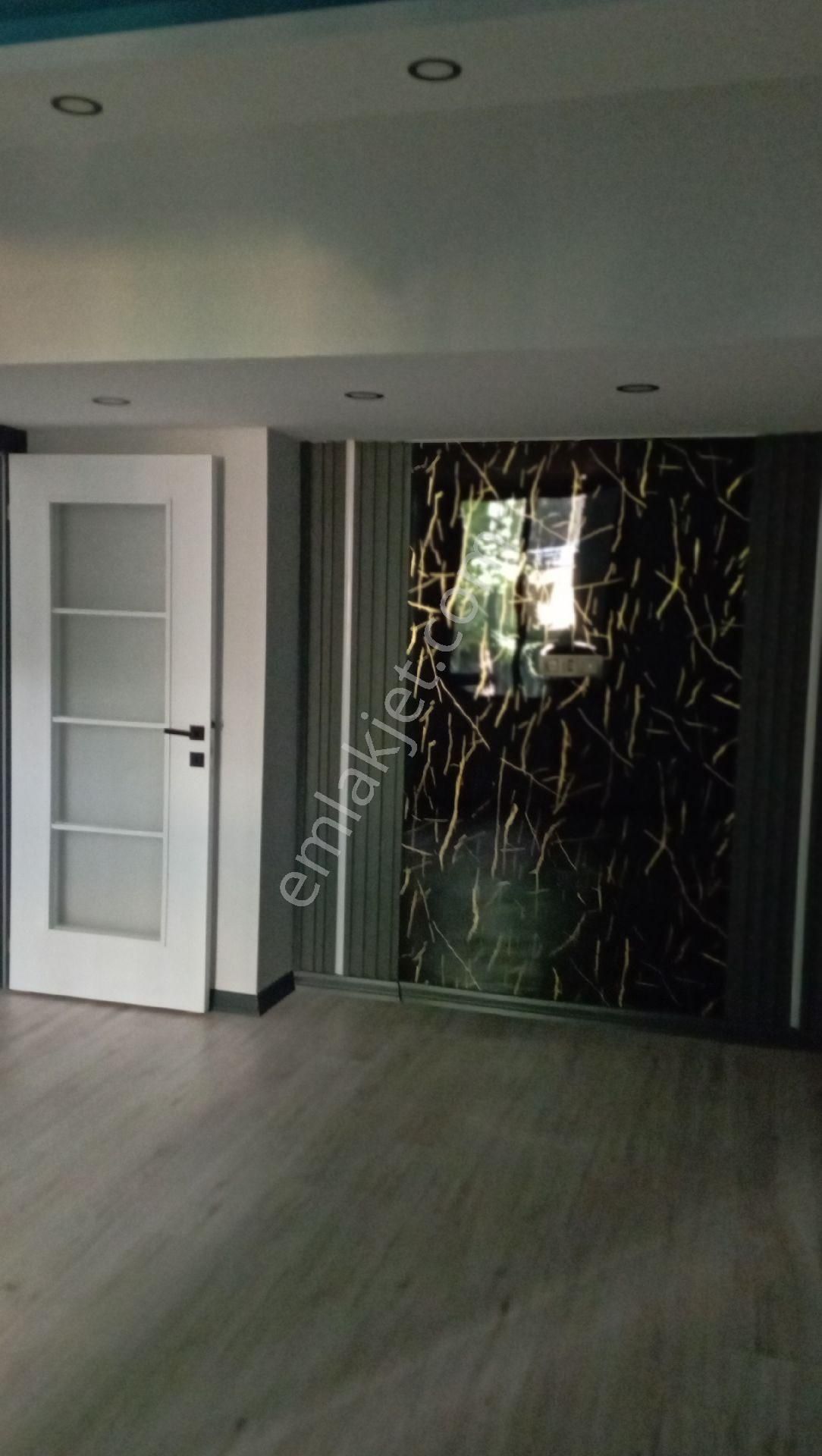 Molla Güranı Mah Çok Merkezi Konumda Full Yapılı 2+1 Satılık Daire
