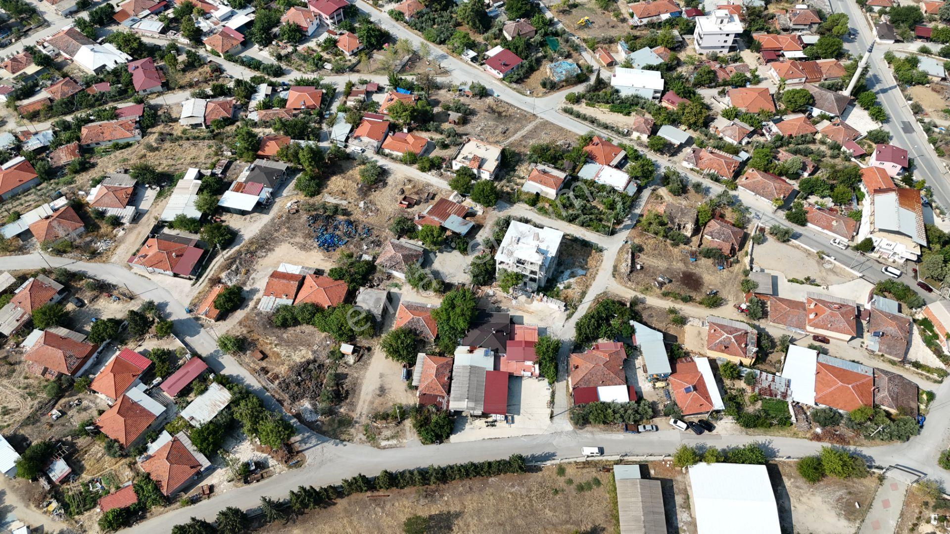 Bakan Gm'den Pamukkale Irlıganlı'da Satılık İçinde Ev Olan Arsa - Görsel 8
