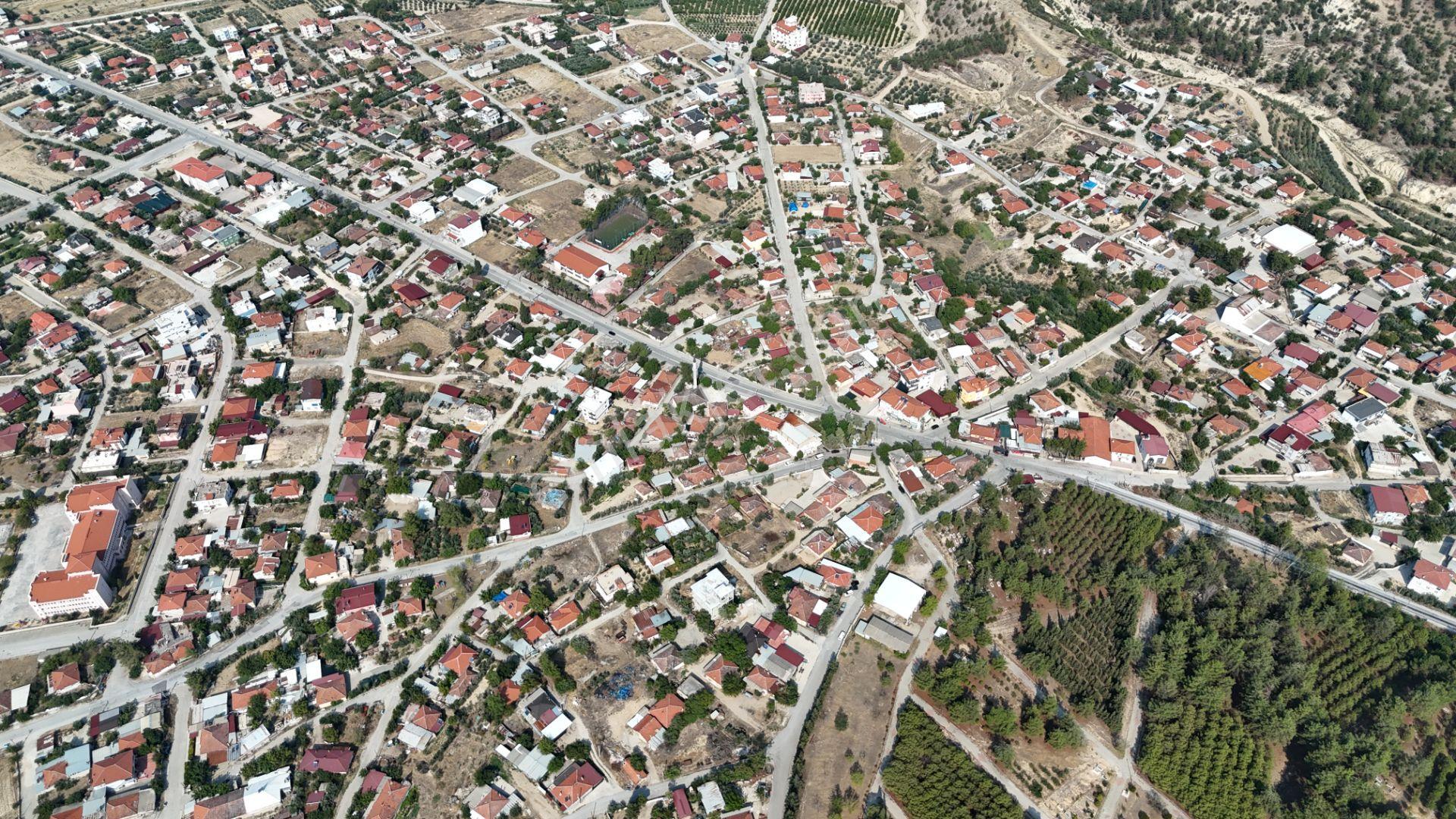 Bakan Gm'den Pamukkale Irlıganlı'da Satılık İçinde Ev Olan Arsa - Görsel 13