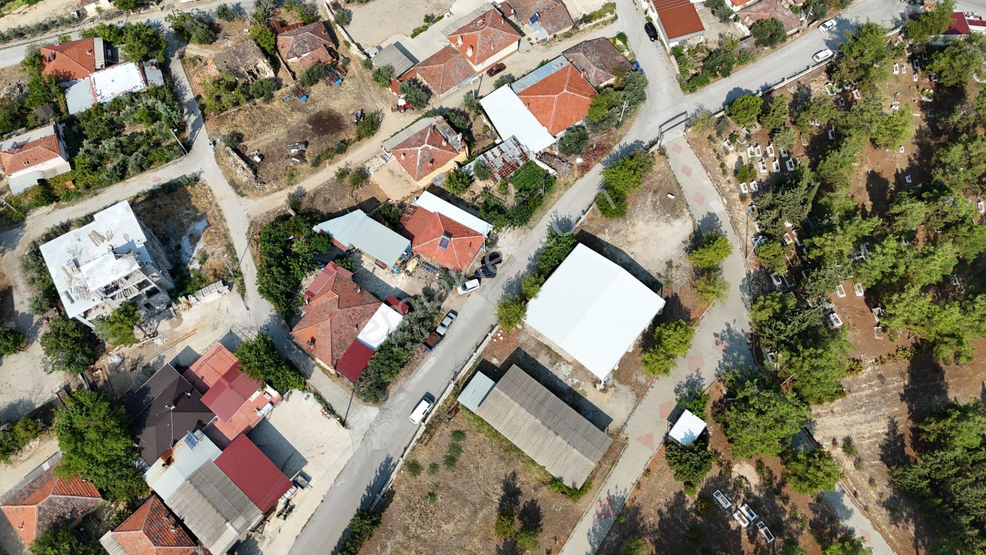 Bakan Gm'den Pamukkale Irlıganlı'da Satılık İçinde Ev Olan Arsa - Görsel 4