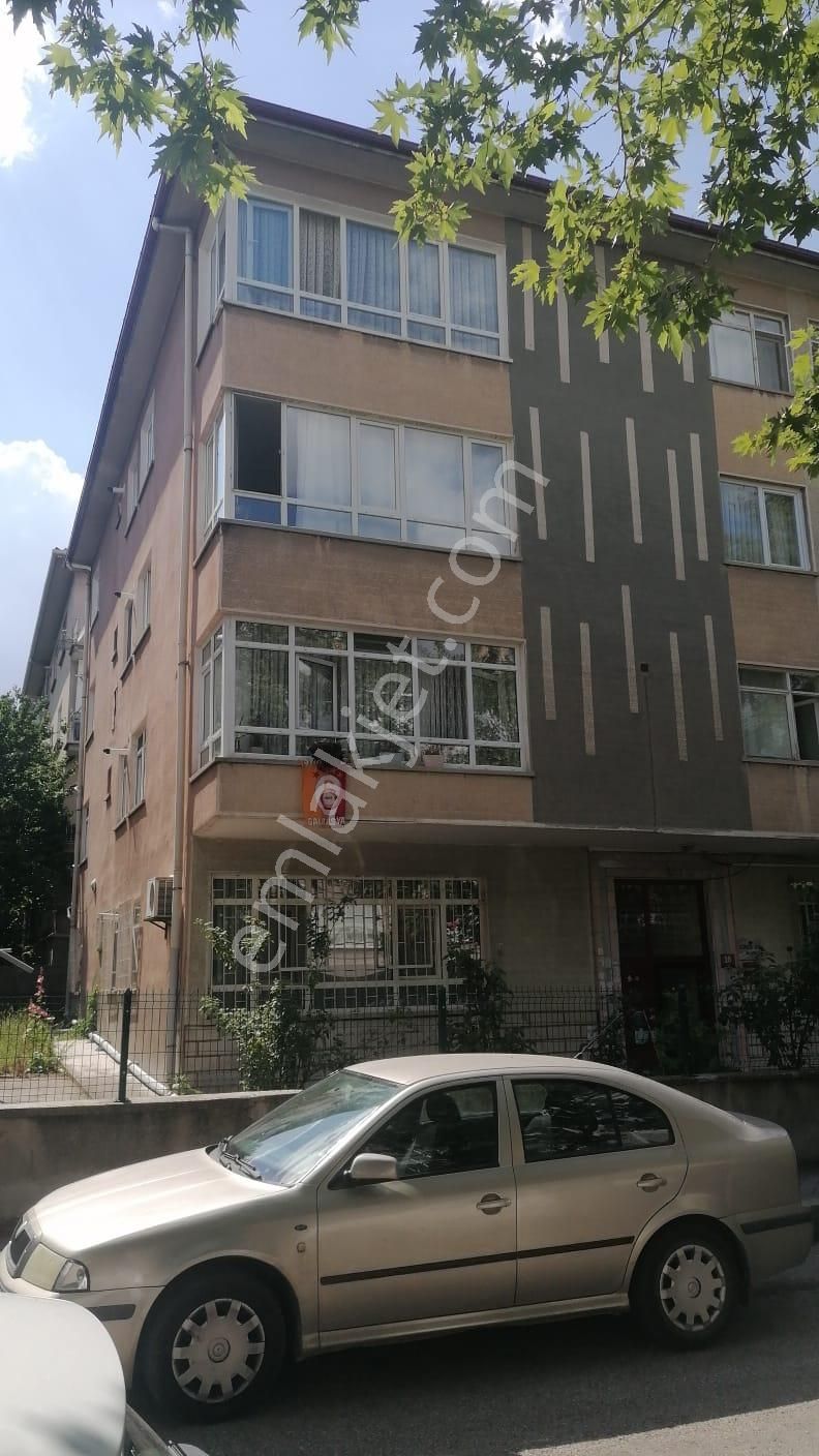 Gazi Dişçilik Karşısı 3.kat 3+1 Kombili Ön Cephe
