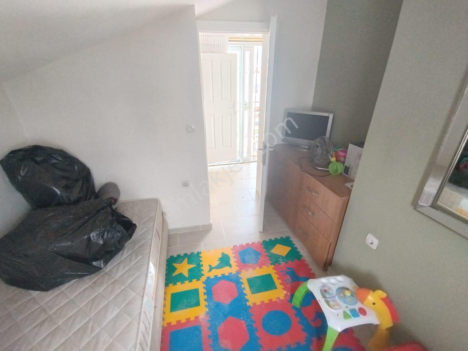 Kuşadası Davutlar Sahil Sitelerinde 4+1 120m2 Eşyalı Tripleks Viila - Görsel 25